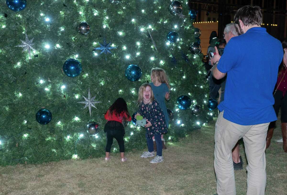 Midlanders come out on a beautiful 11/30/2021 evening in Centennial Plaza for the annual Tree Lighting. Tim Fischer/Reporter-Telegram