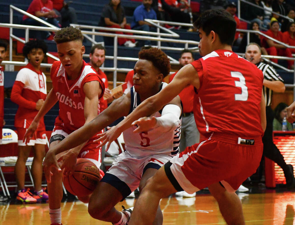 Plainview suffered 73-57 loss to Odessa in a non-district boys basketball game on Tuesday in the Dog House. 