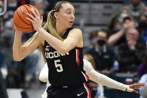 Paige Bueckers tears ACL, to miss UConn season