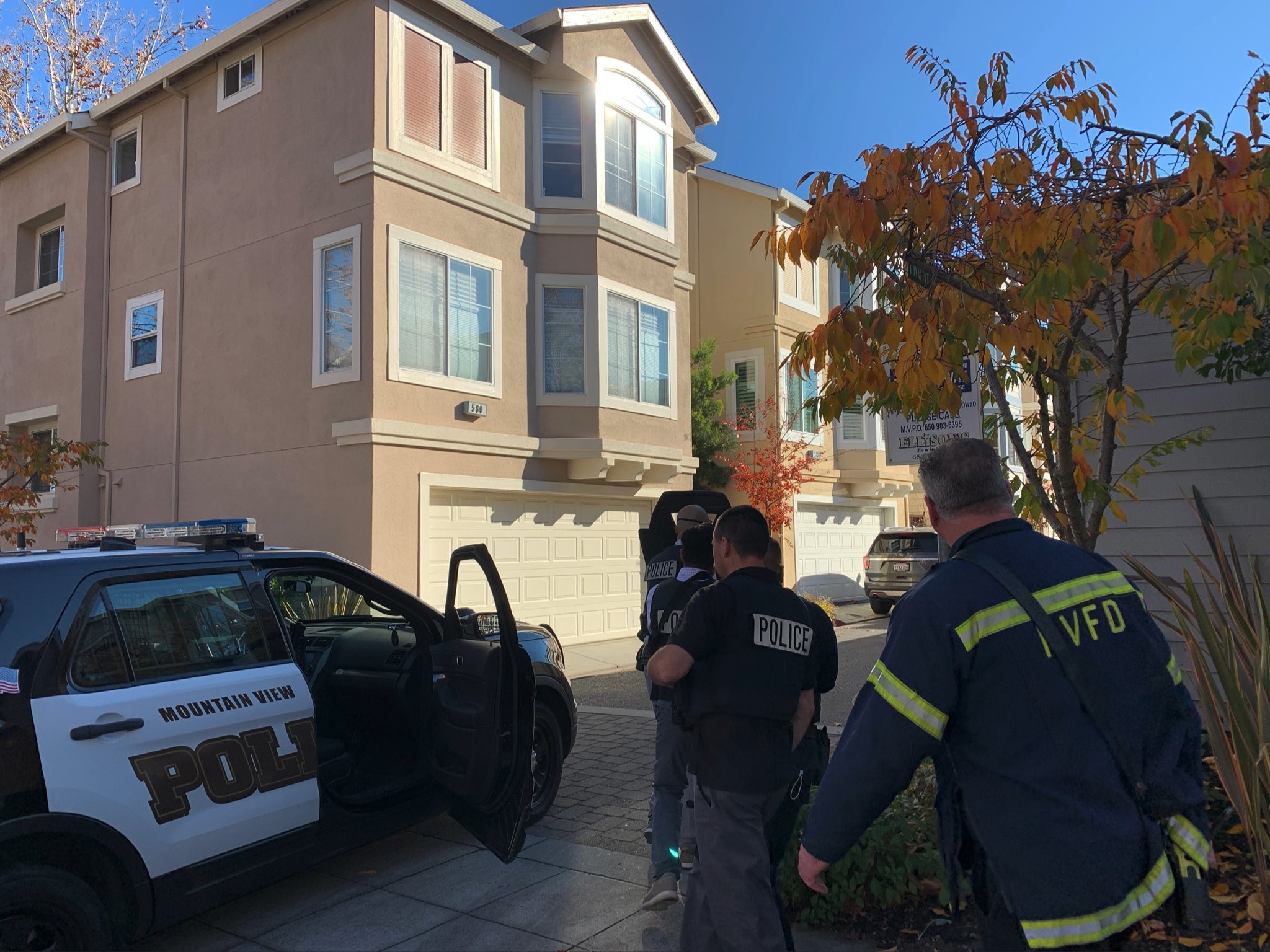 Man reportedly barricaded himself in Bay Area couple's home