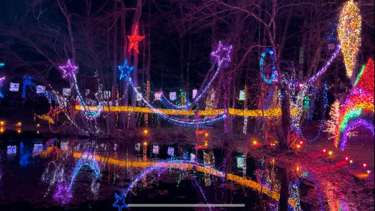 The Gay family in Hudson Valley has held the Guinness World Record for most illuminations on a property since 2014. The current count: 687,000 Christmas lights.