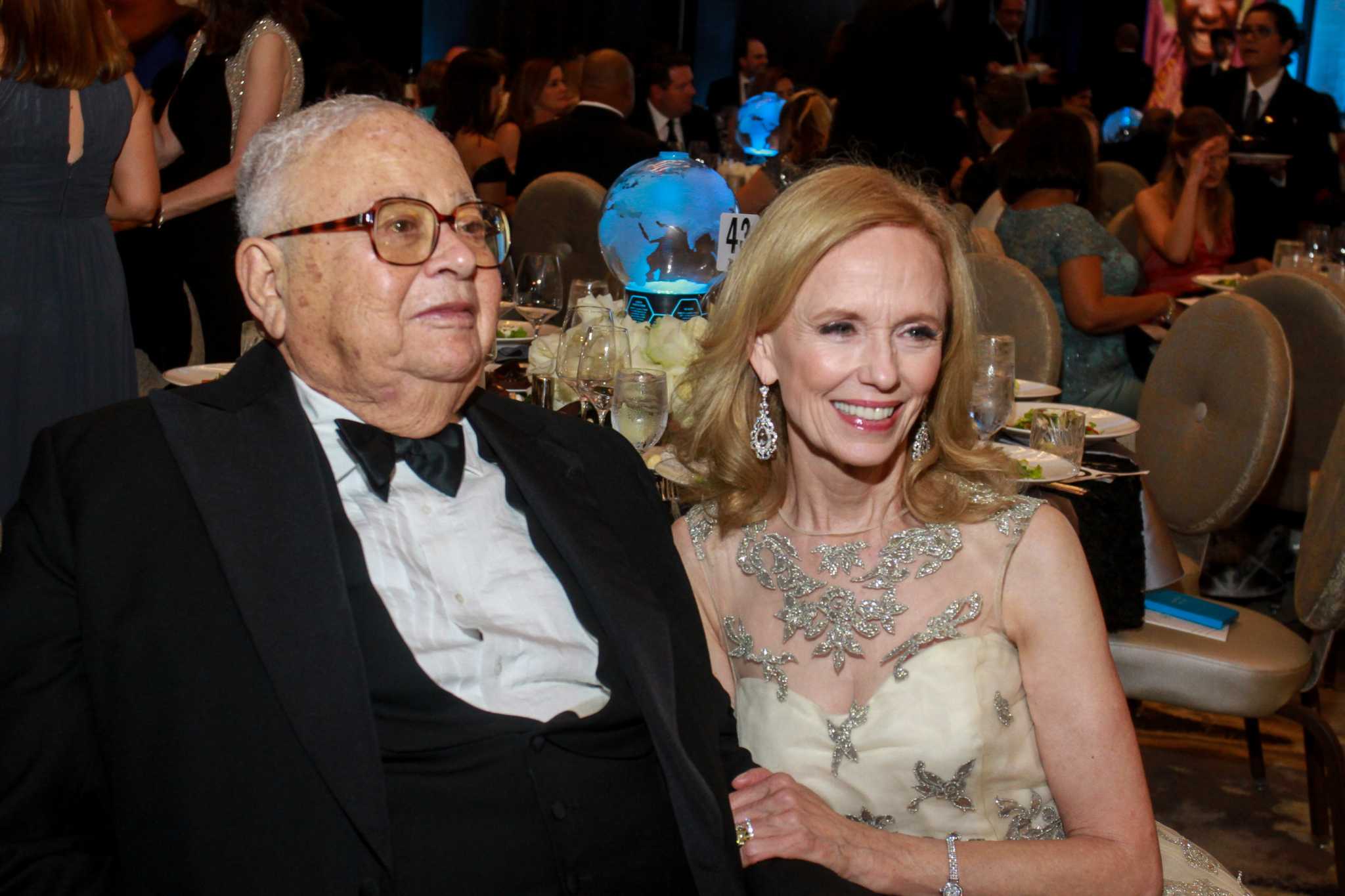 Fayez Sarofim: Houston philanthropist, businessman dies at 93