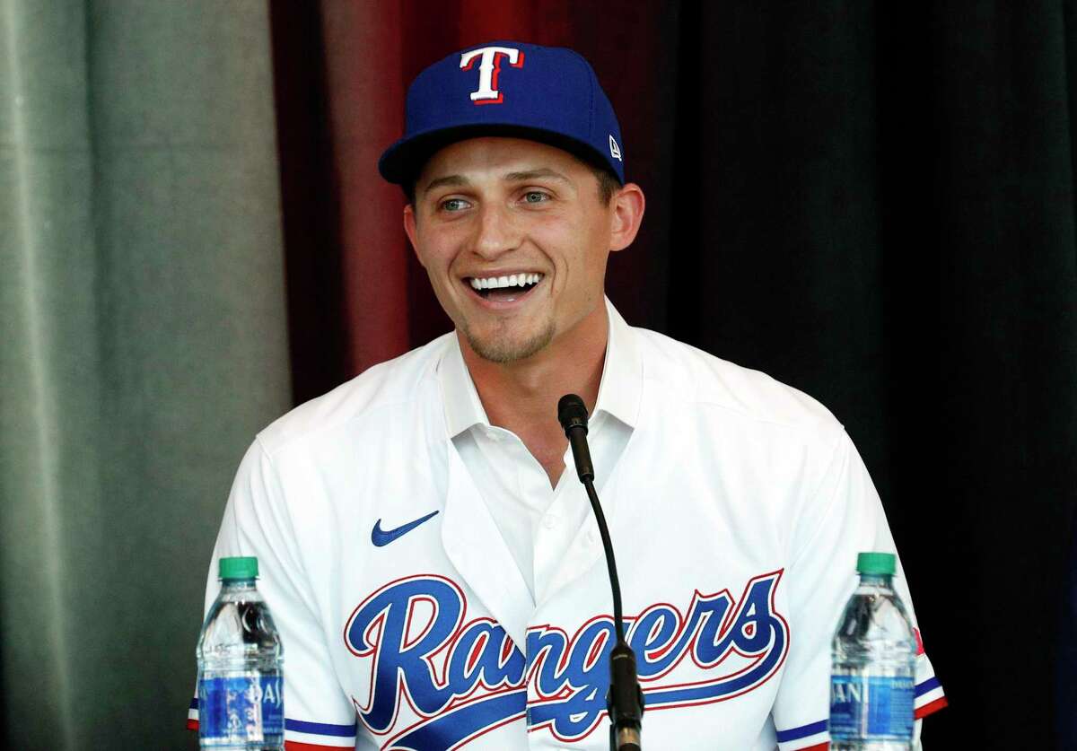 The beneficiary of a 10-year, $325 million contract, Corey Seager on Wednesday was introduced as the Texas Rangers’ new shortstop.