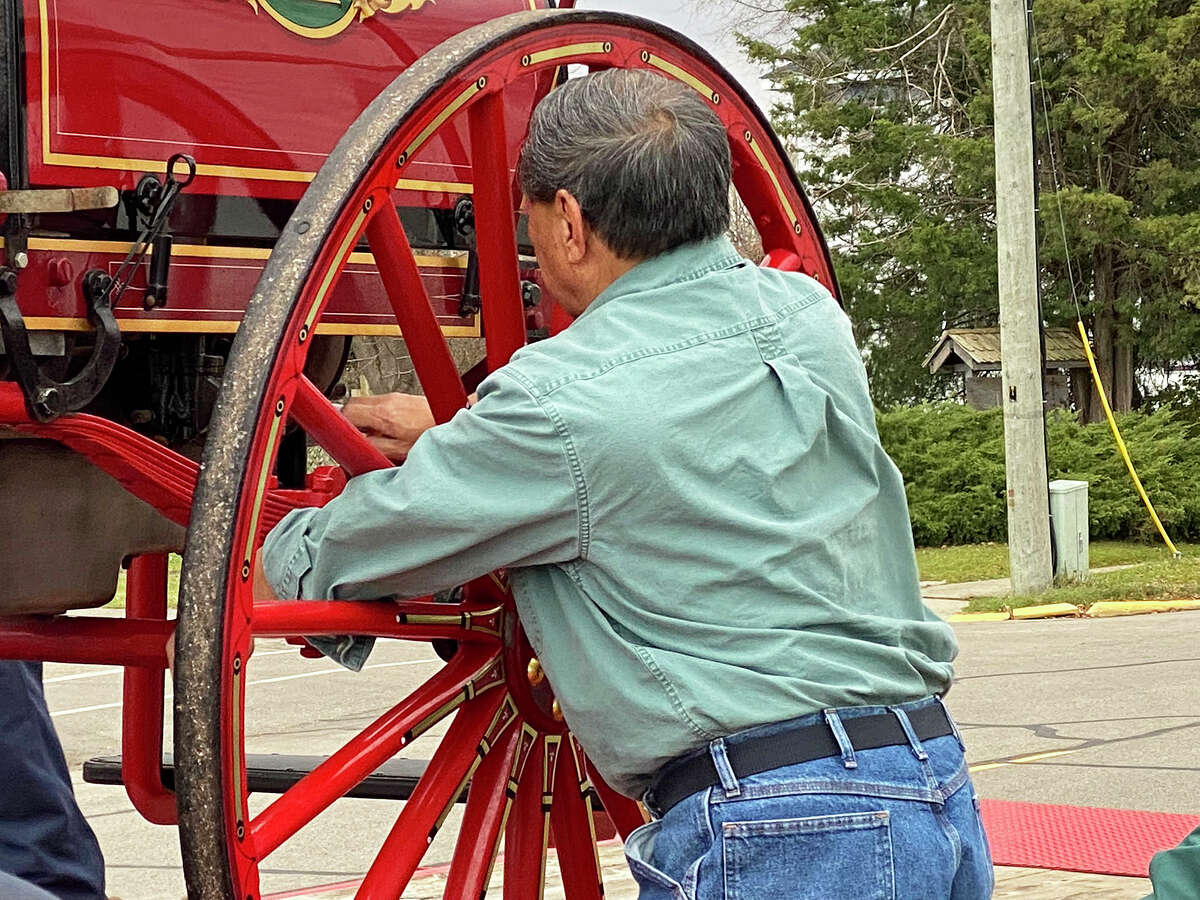 1918 fire engine returns home to Sebewaing