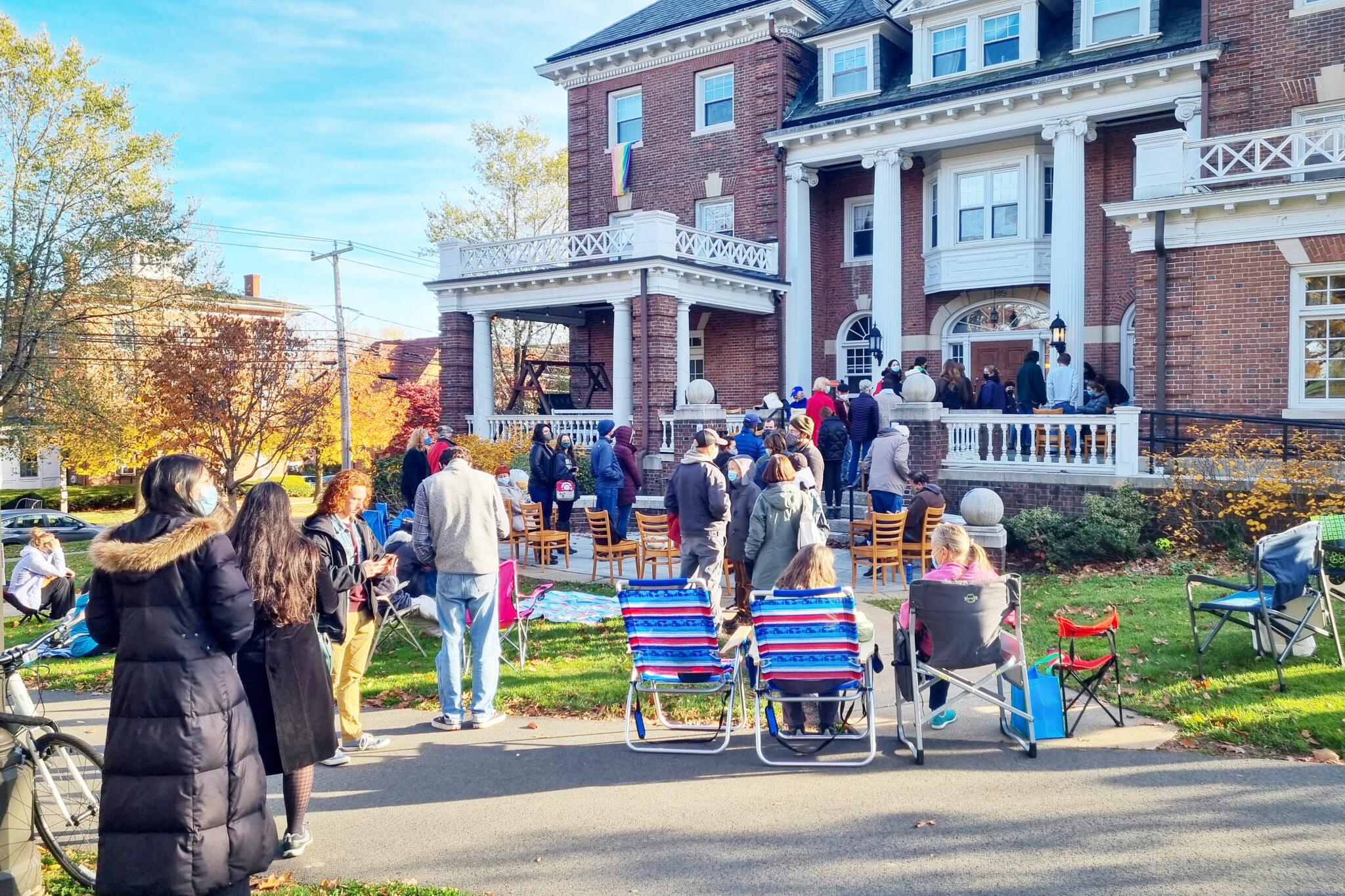 Wesleyan University's 'Bugsgiving' meal highlights the benefit of eating insects - Vimarsana News