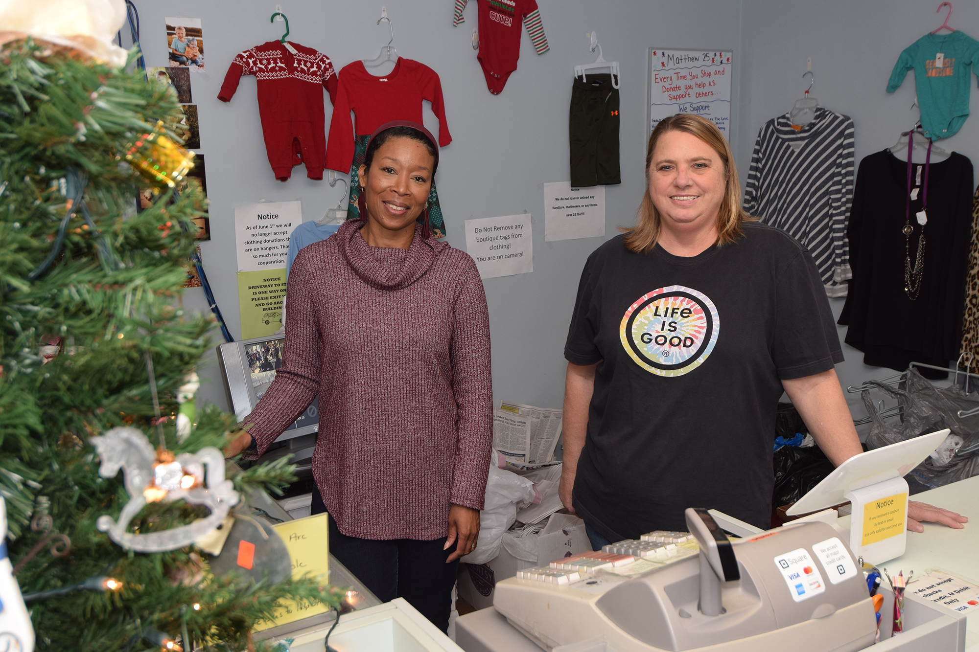 Neighbors: Jacksonville thrift shop turns sales into gifts for community - Vimarsana News