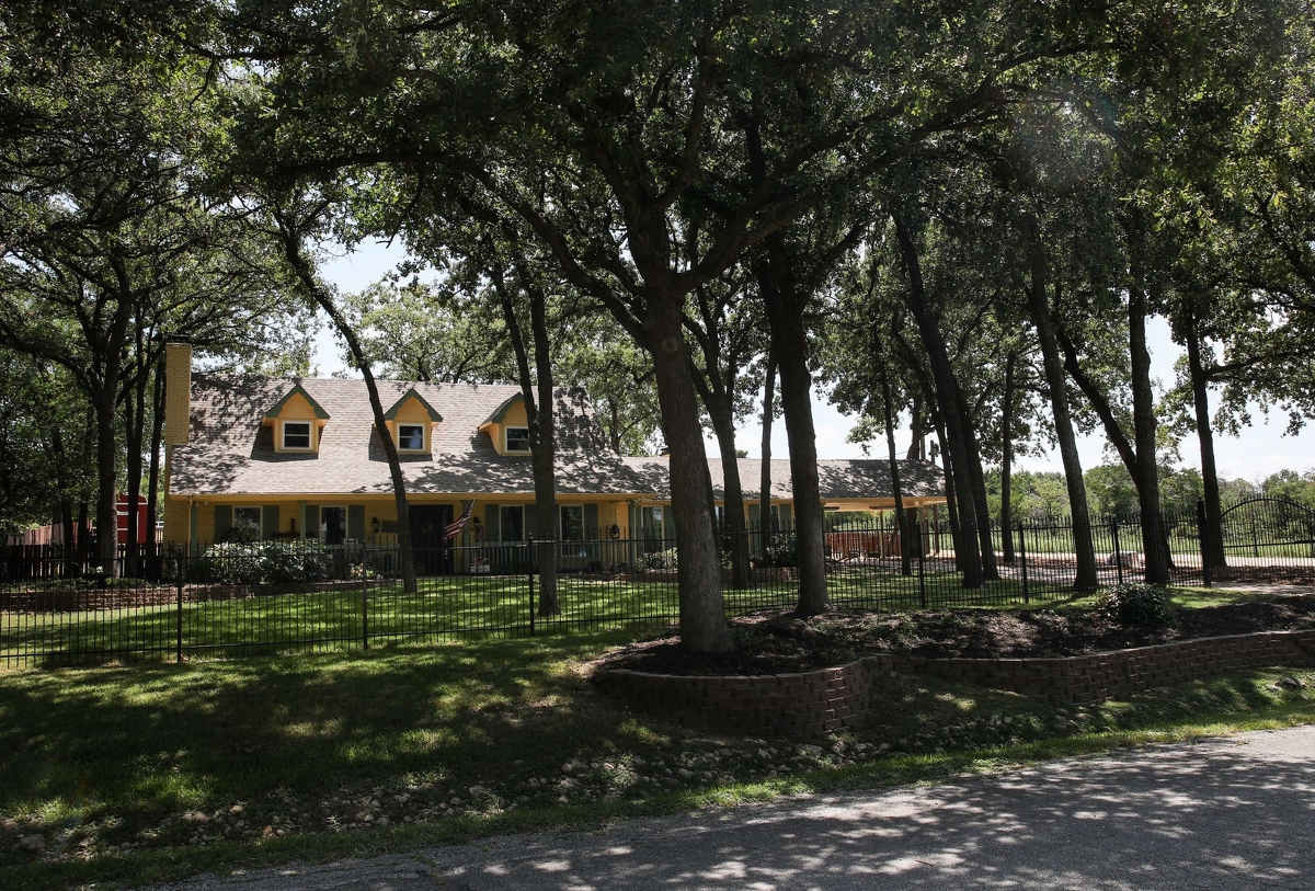 Some Texas church homes are too big qualify for property tax break