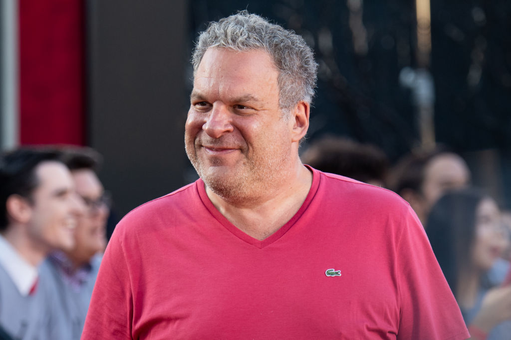 Jeff Garlin Addresses Reports of Inappropriate On-Set Behavior - Vimarsana News