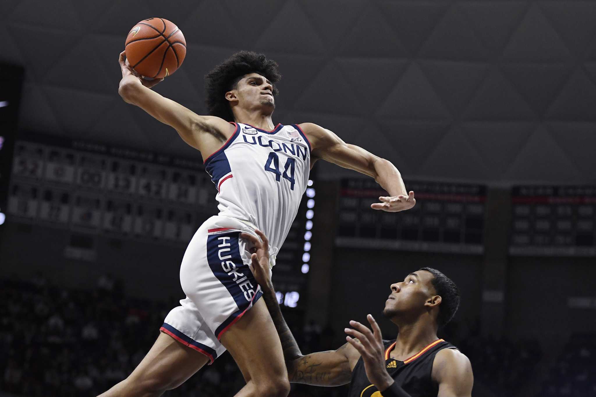 UConn men turn up fullcourt pressure in win over Grambling State: 'We played more to our identity' - Vimarsana News