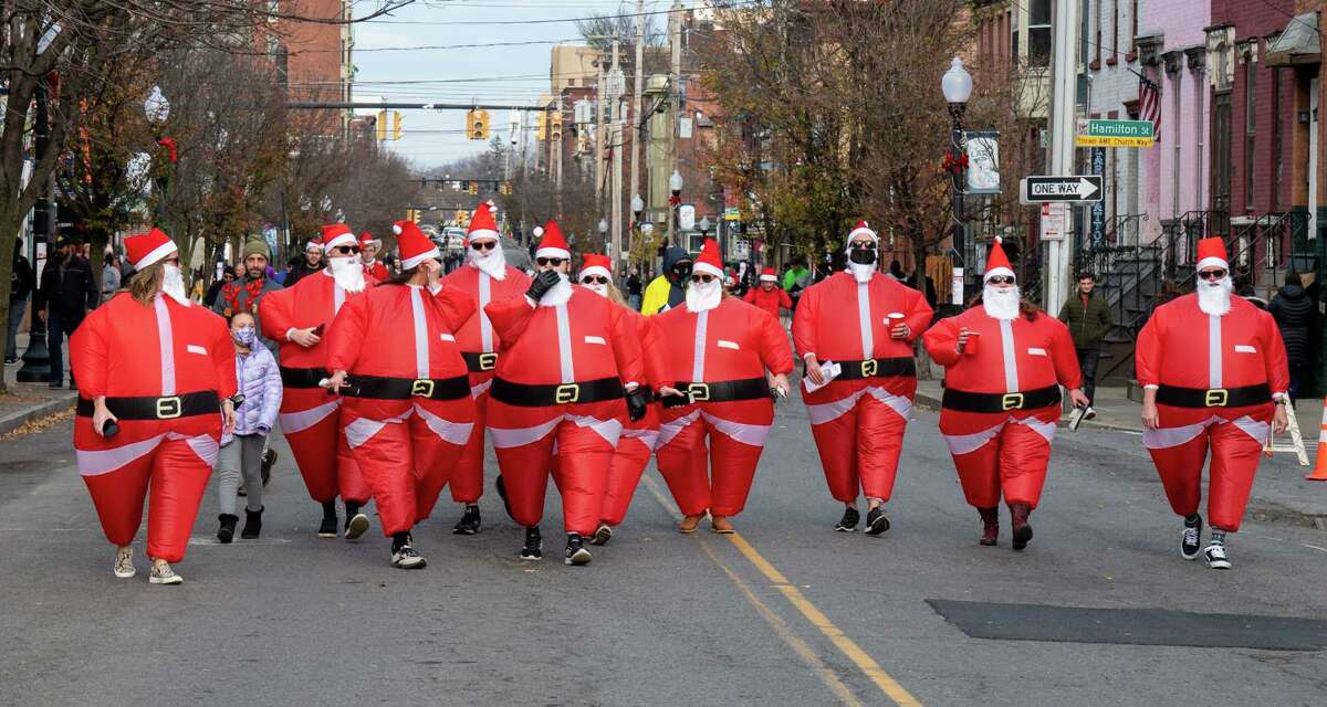 Photo gallery Santa Speedo Sprint