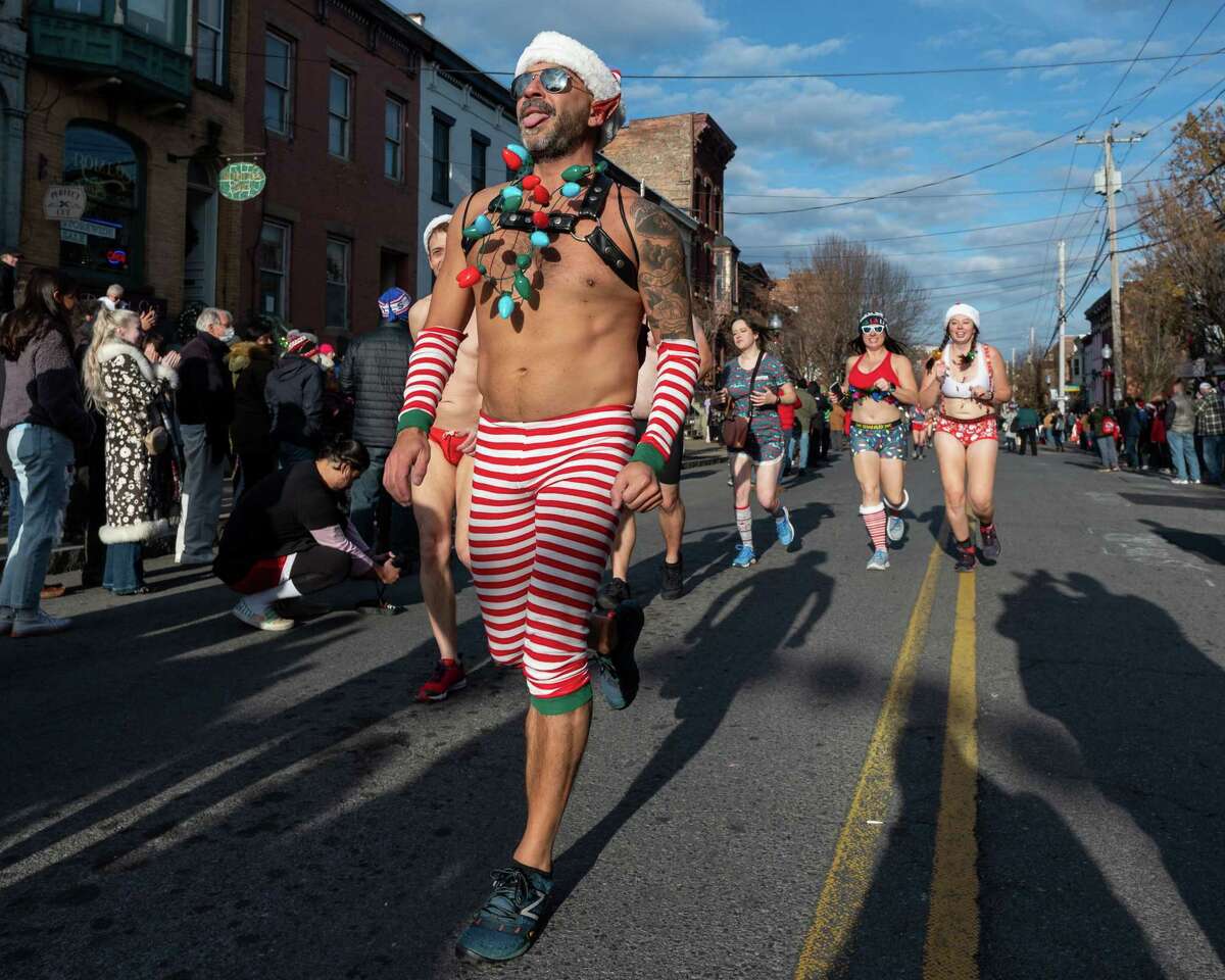 Photo gallery Santa Speedo Sprint