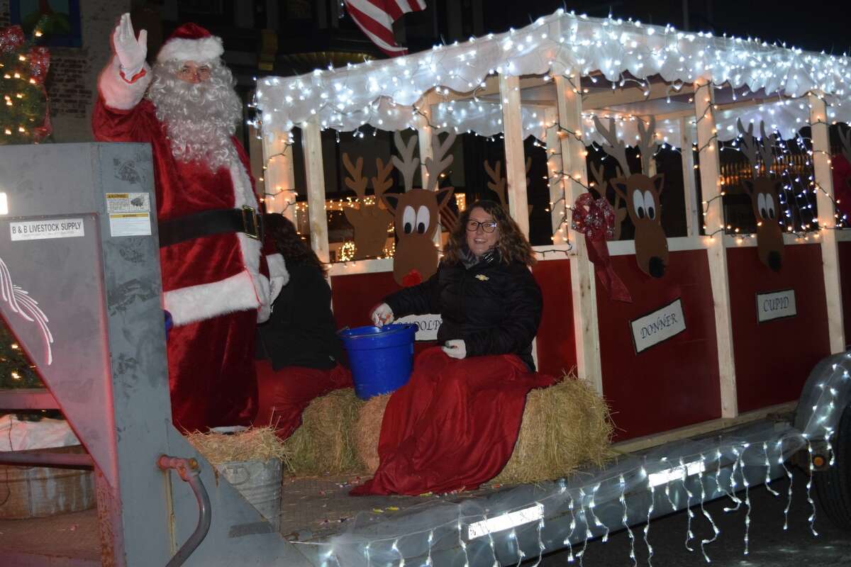 Millsboro De Christmas Parade 2022 Winchester Celebrates Hometown Christmas