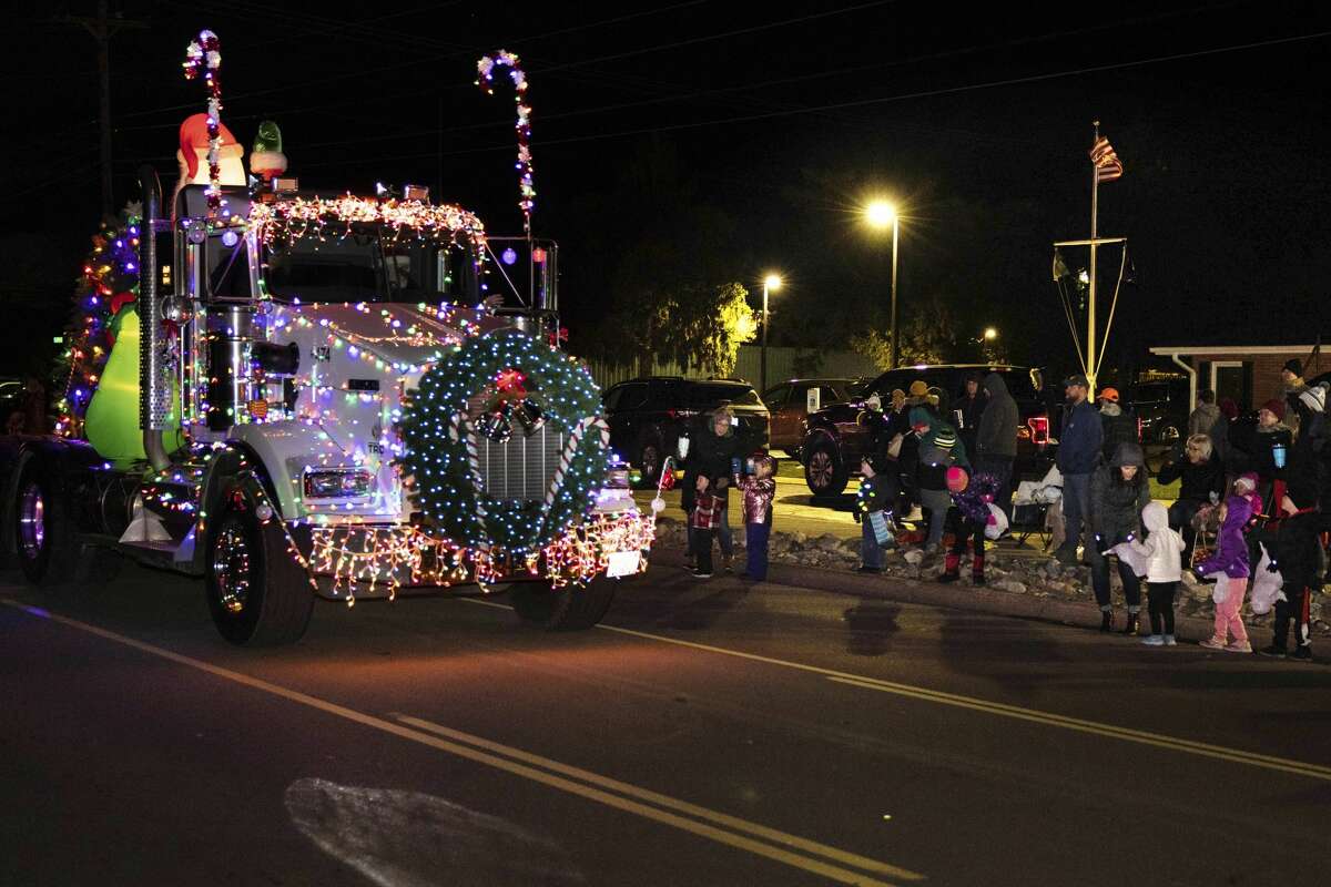 SEEN at Christmas Parade of Lights in Auburn