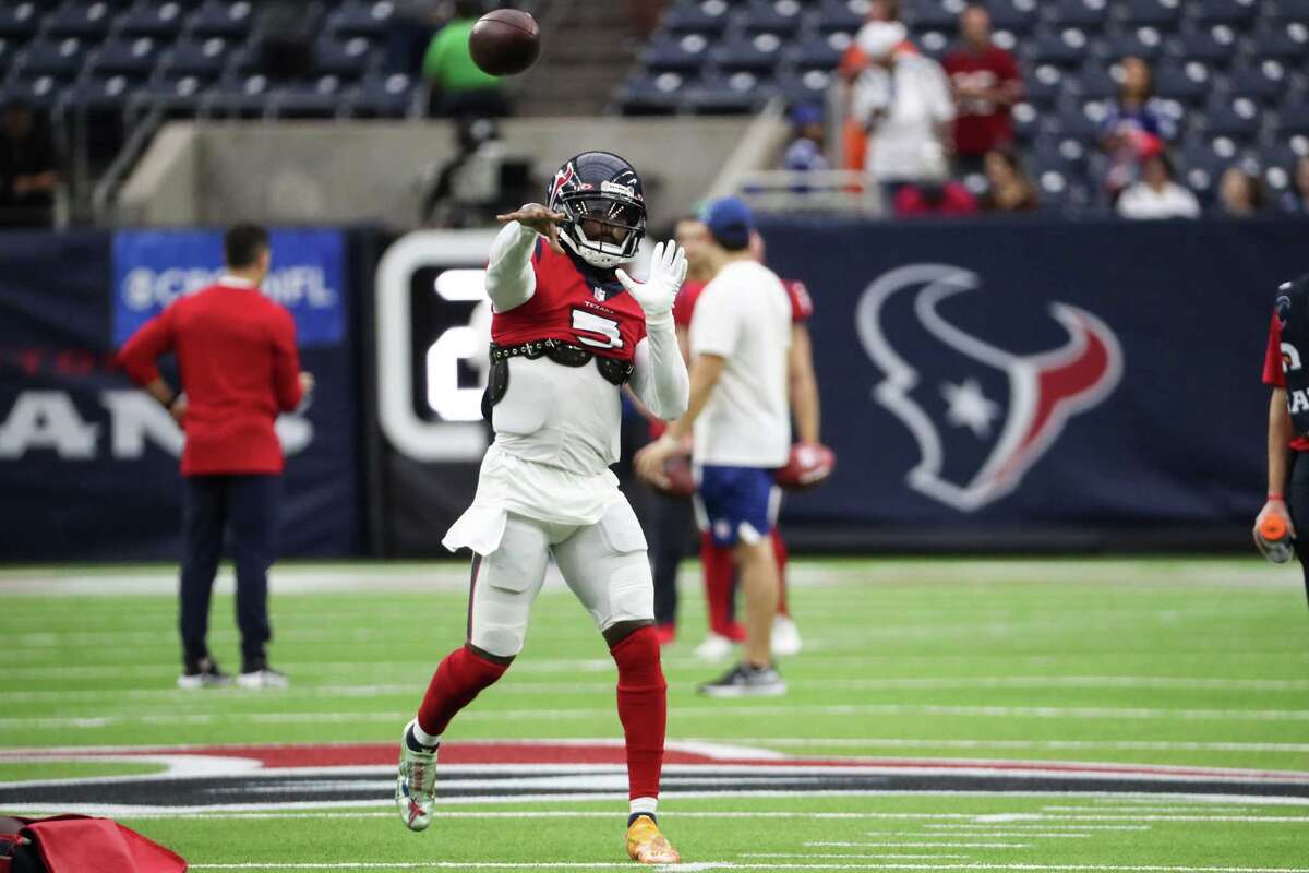 Houston Texans quarterback Tyrod Taylor (5) warms up before an NFL football game against the Indianapolis Colts Sunday, Dec. 5, 2021 in Houston.