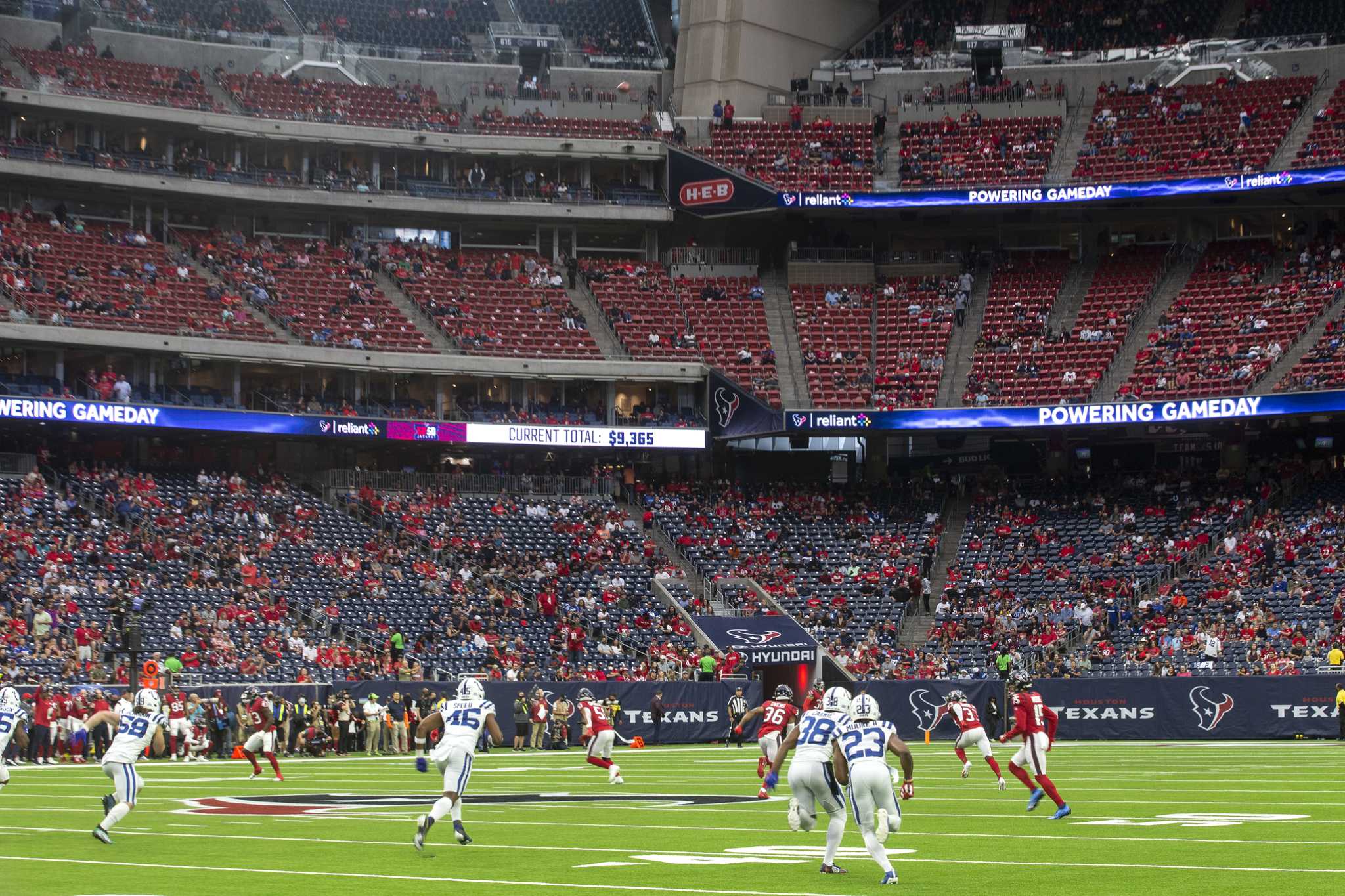 Tailgators take over NRG ahead of Houston Texans kickoff against the Colts  