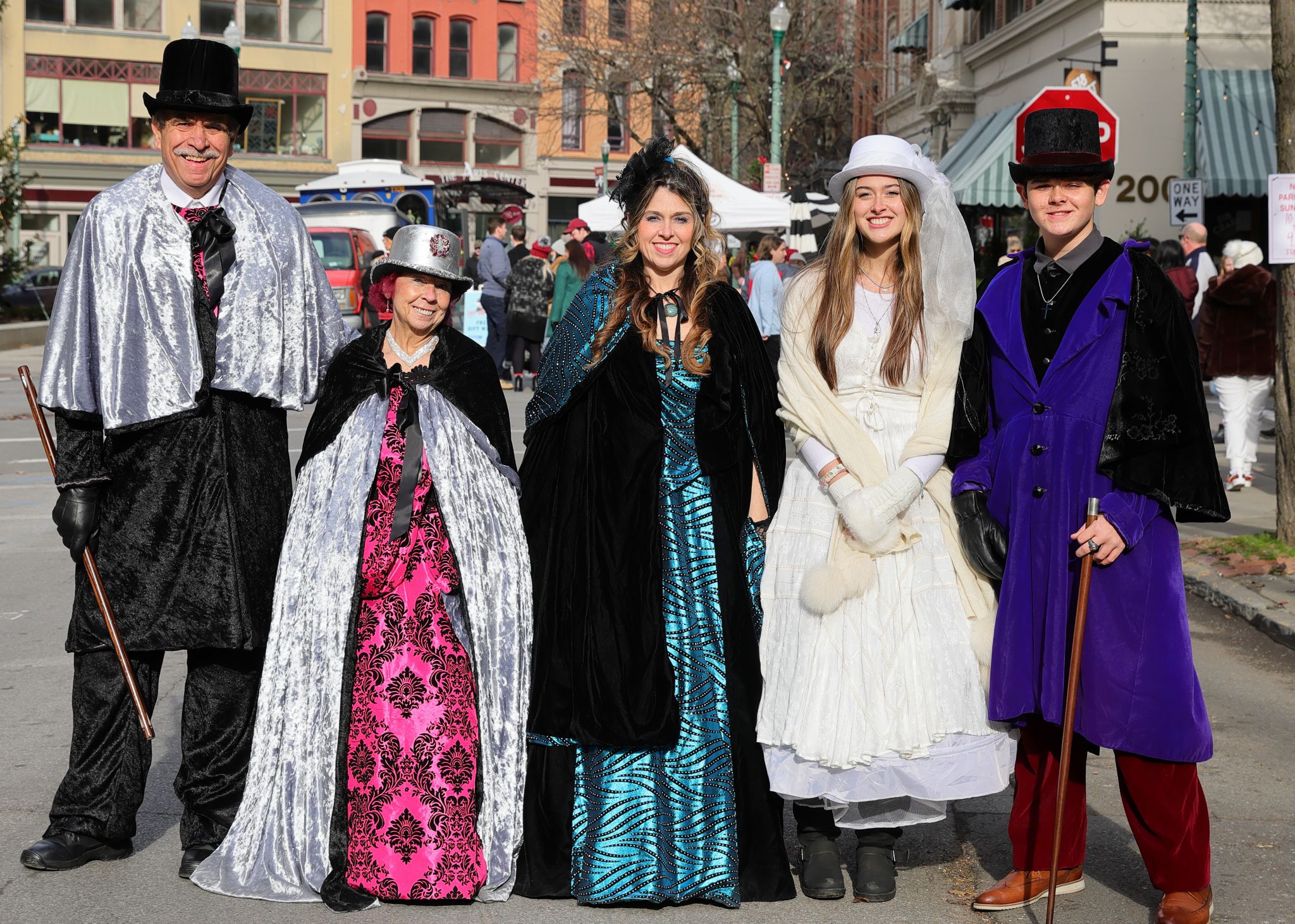 Victorian Stroll Troy Ny 2024 - Patti Berenice