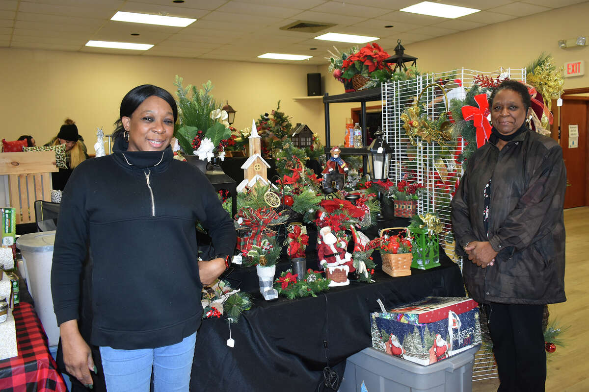 The town of Bethlehem hosted its Christmas Town Festival on Saturday, December 4th, 2021. The holiday event featured an 85-foot Christmas tree, choir and food vendors. Were you SEEN?