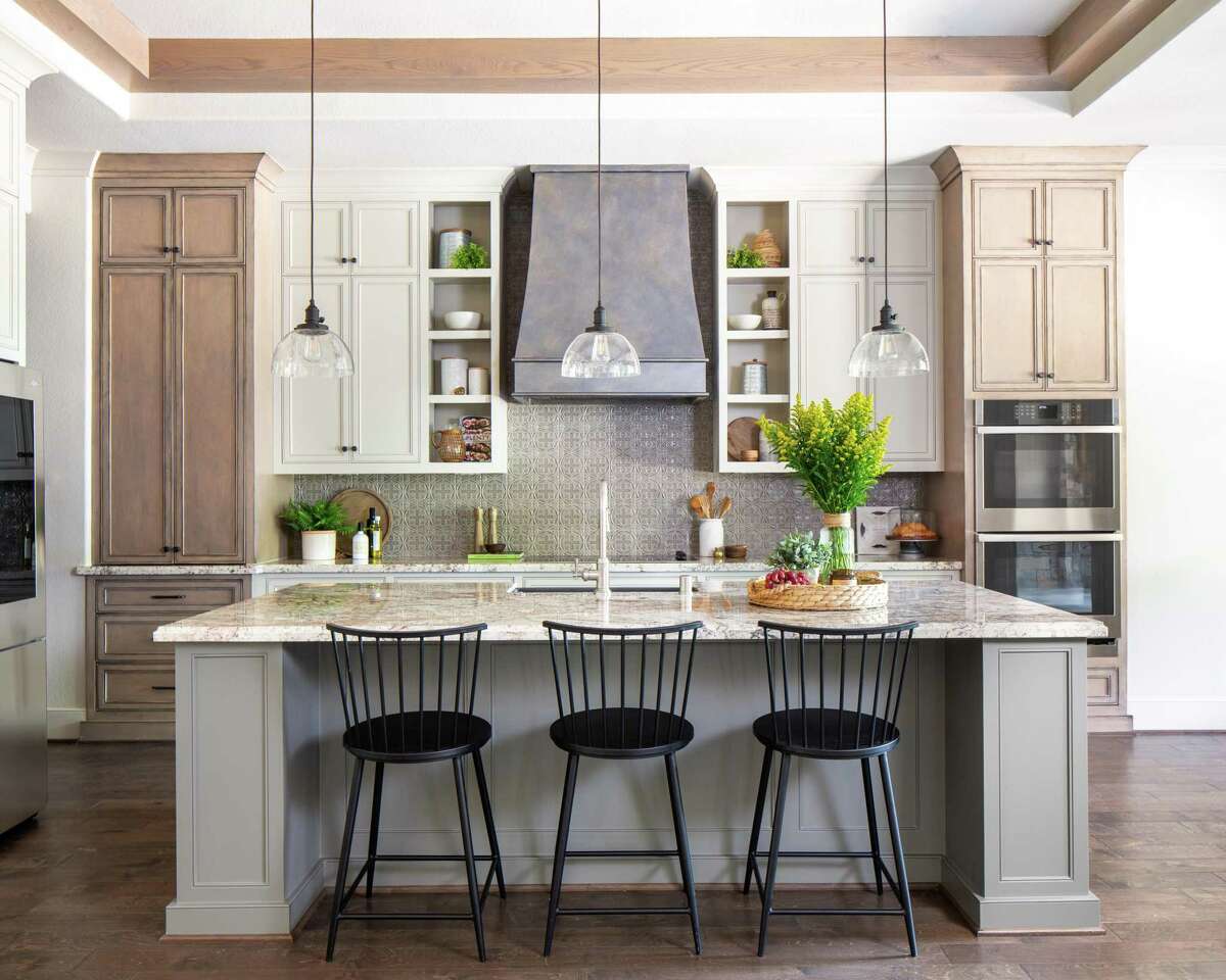 Design team: Heritage Construction Services and Lauren Grumbles Interior Design