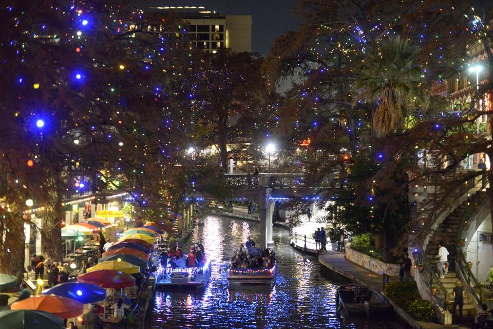 15 of the best places to see Christmas lights in San Antonio