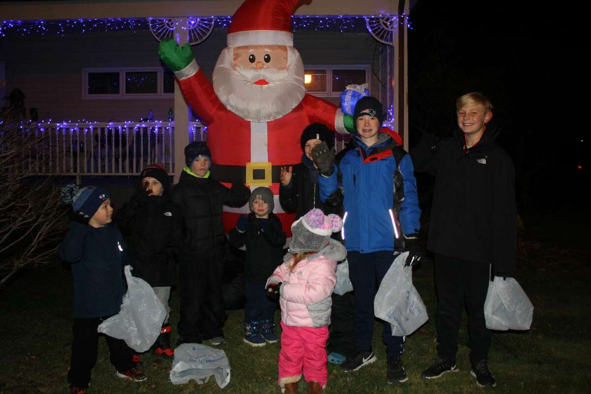 Harbor Beach Christmas Parade give out holiday cheer