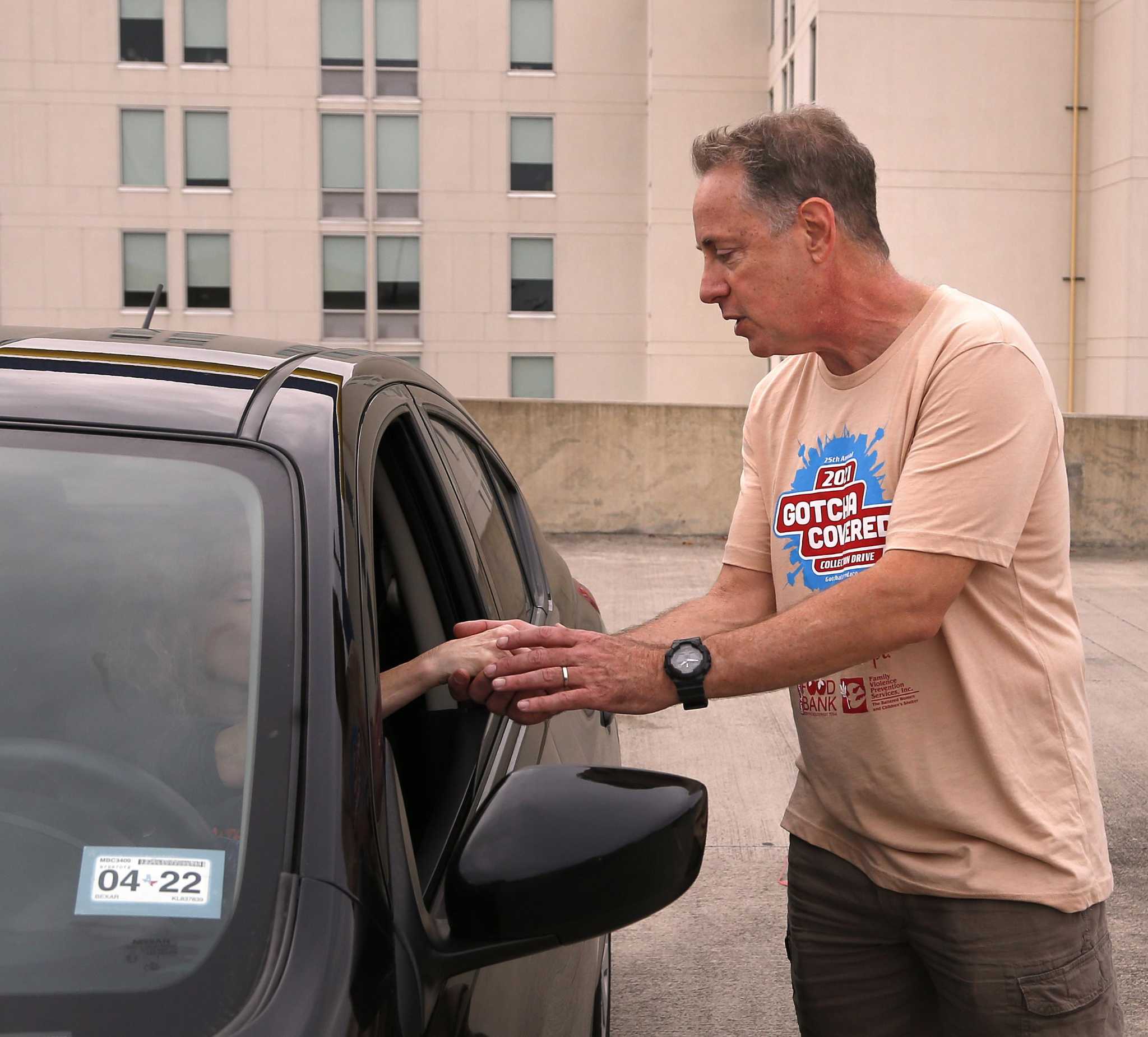'We are responsible': San Antonio charity hosts drive to help homeless and less fortunate - Vimarsana News