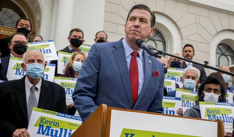 Mullin pulls ahead in money race in Peninsula congressional contest - Vimarsana News