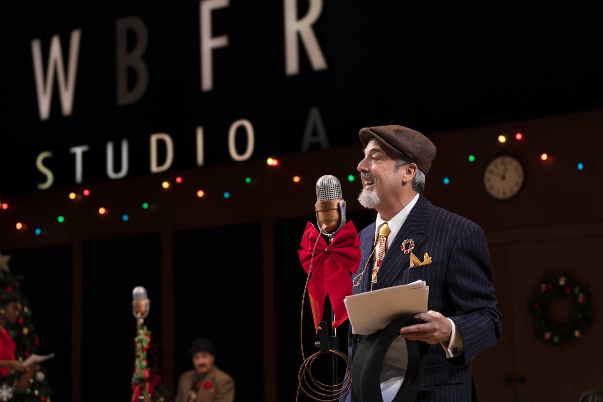 Hartford Stage's 'It's a Wonderful Life' is radio play - Vimarsana News
