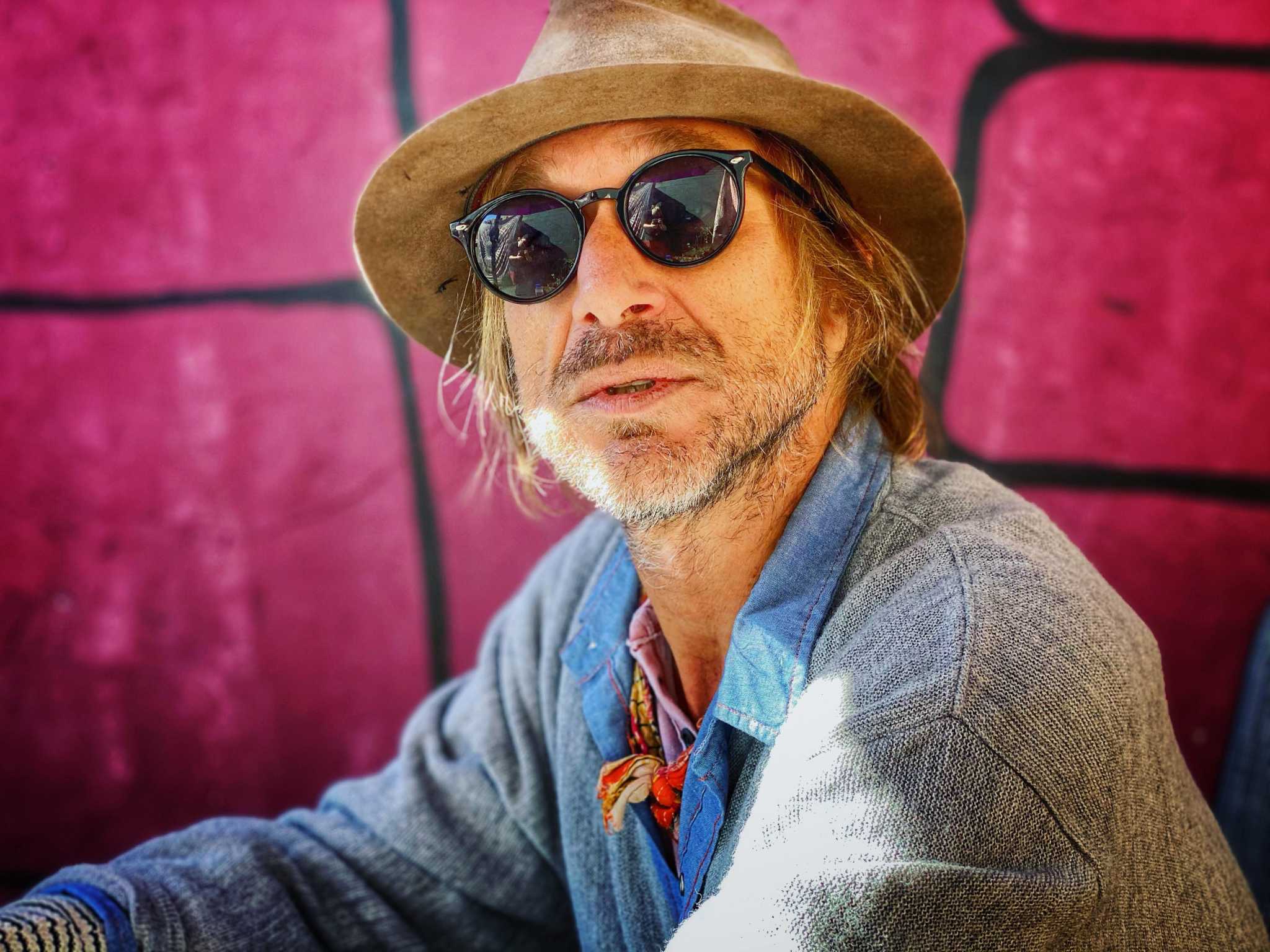 Todd Snider, who will play Gruene Hall Friday and Saturday, raises the roof on his surprising new album - Vimarsana News