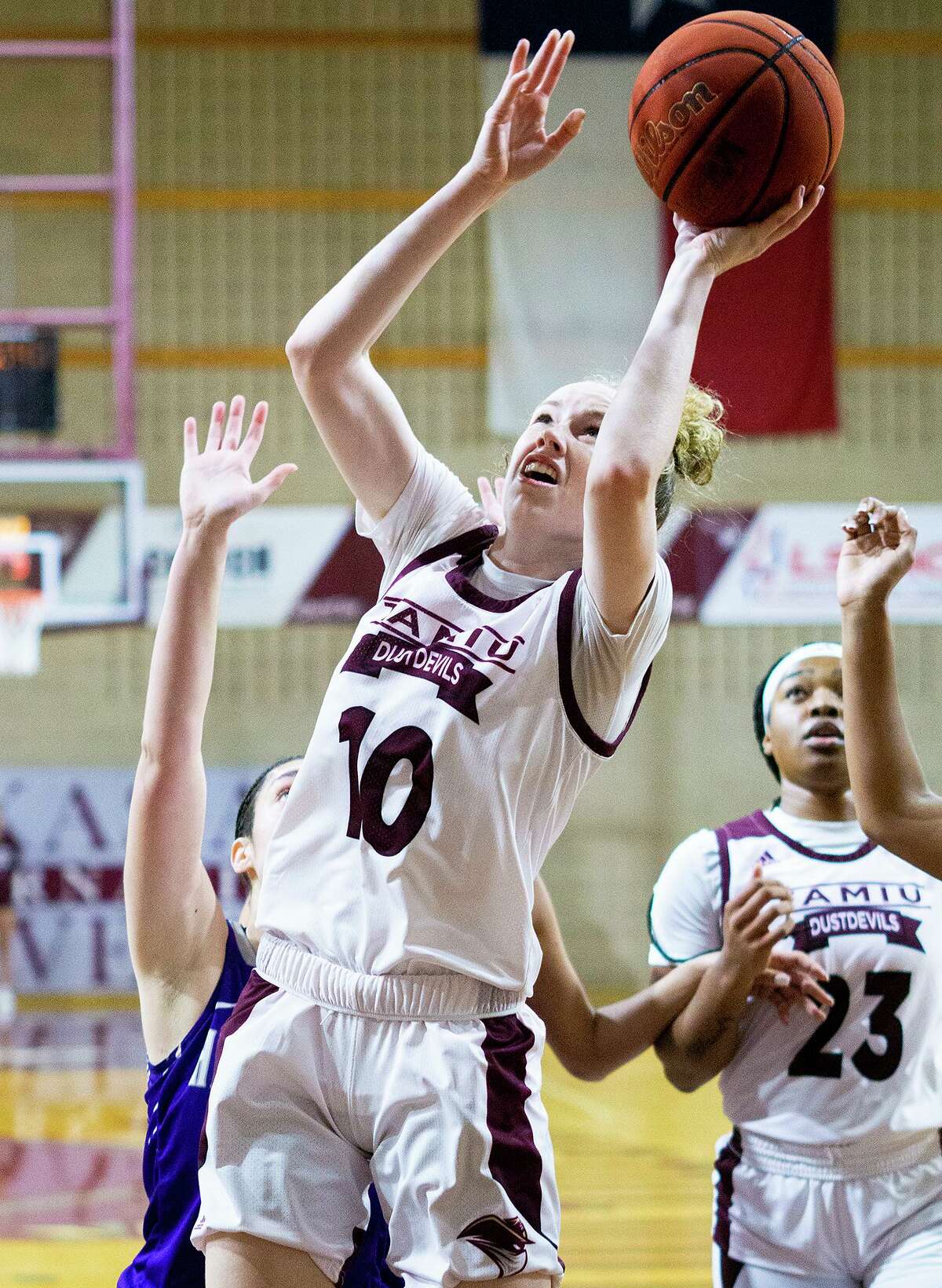 TAMIU’s Eva Langton takes a jump shot during a game against New Mexico Highlands.