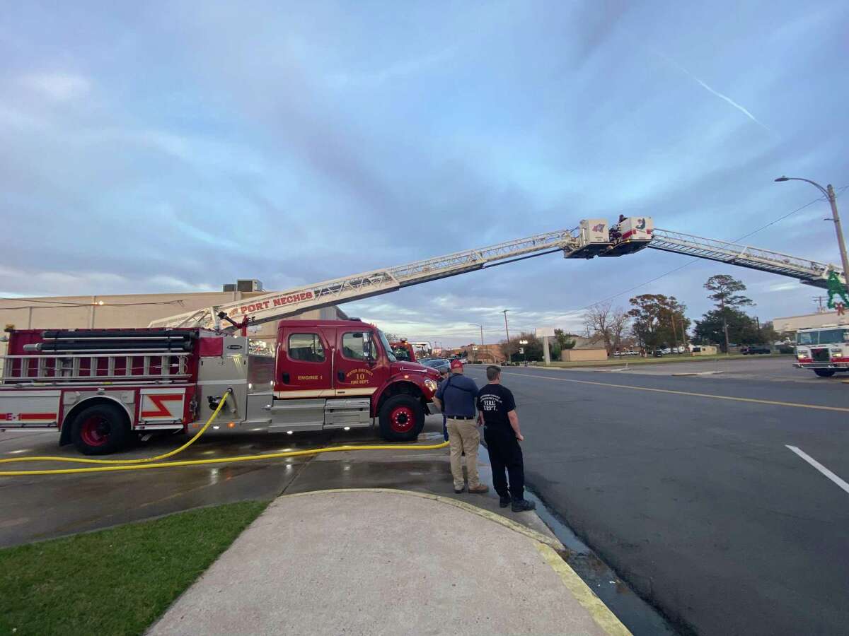 Photos: Nederland FD welcomes SE Texas’ first compact ladder truck