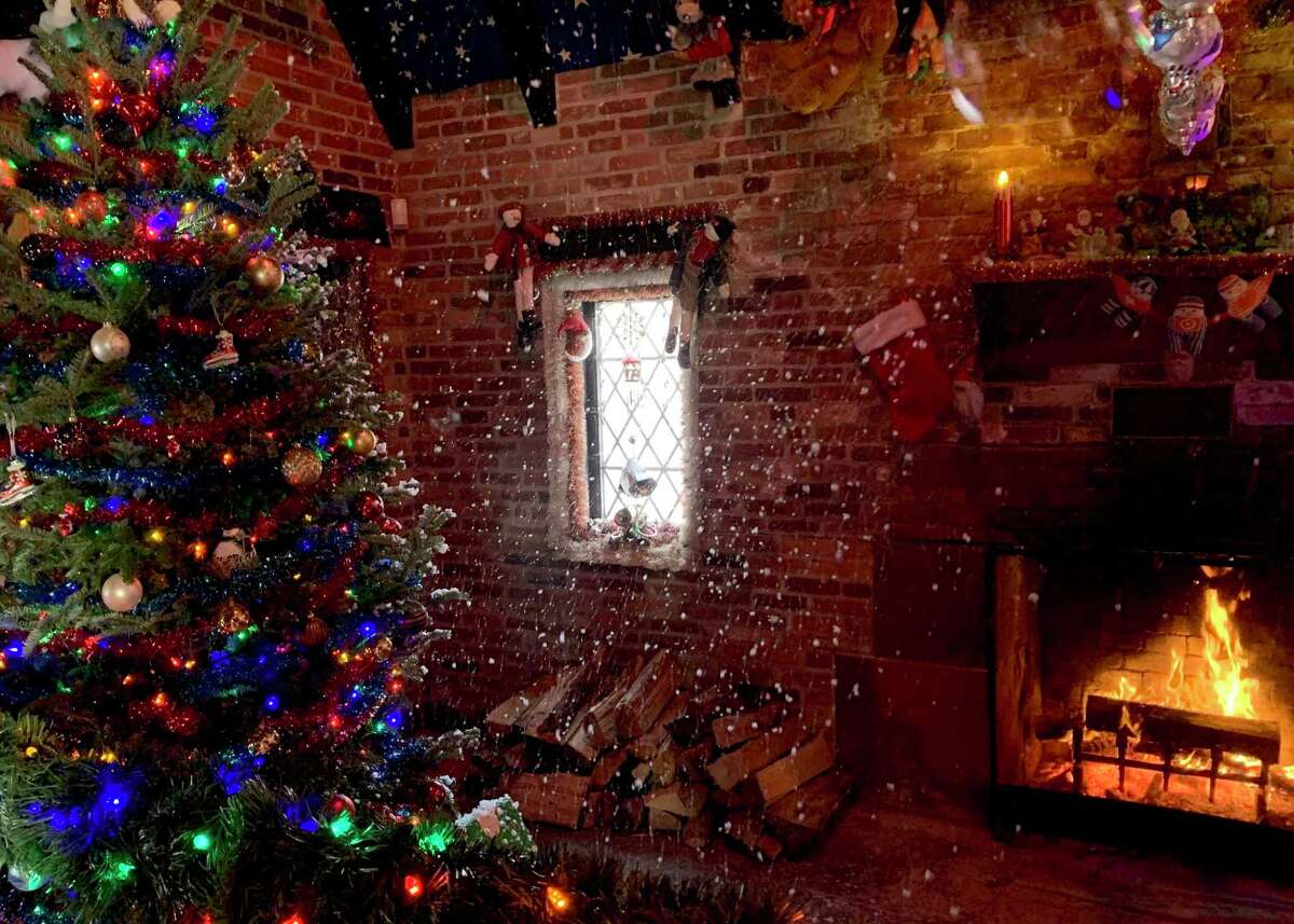 Torrington Christmas Tree 2022 Torrington's Christmas Village Returns For 74Th Year