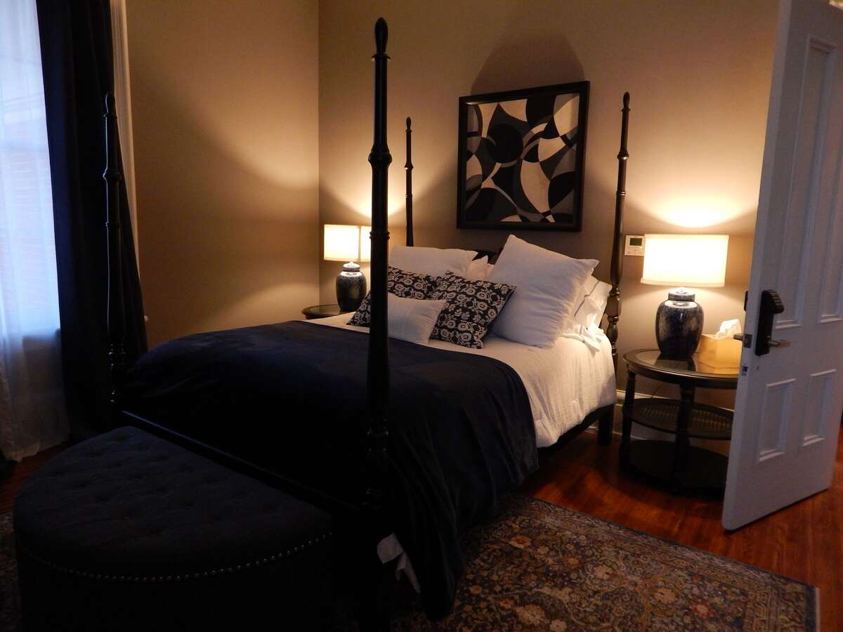 Do open before Christmas Holiday event being used to unwrap mansion's