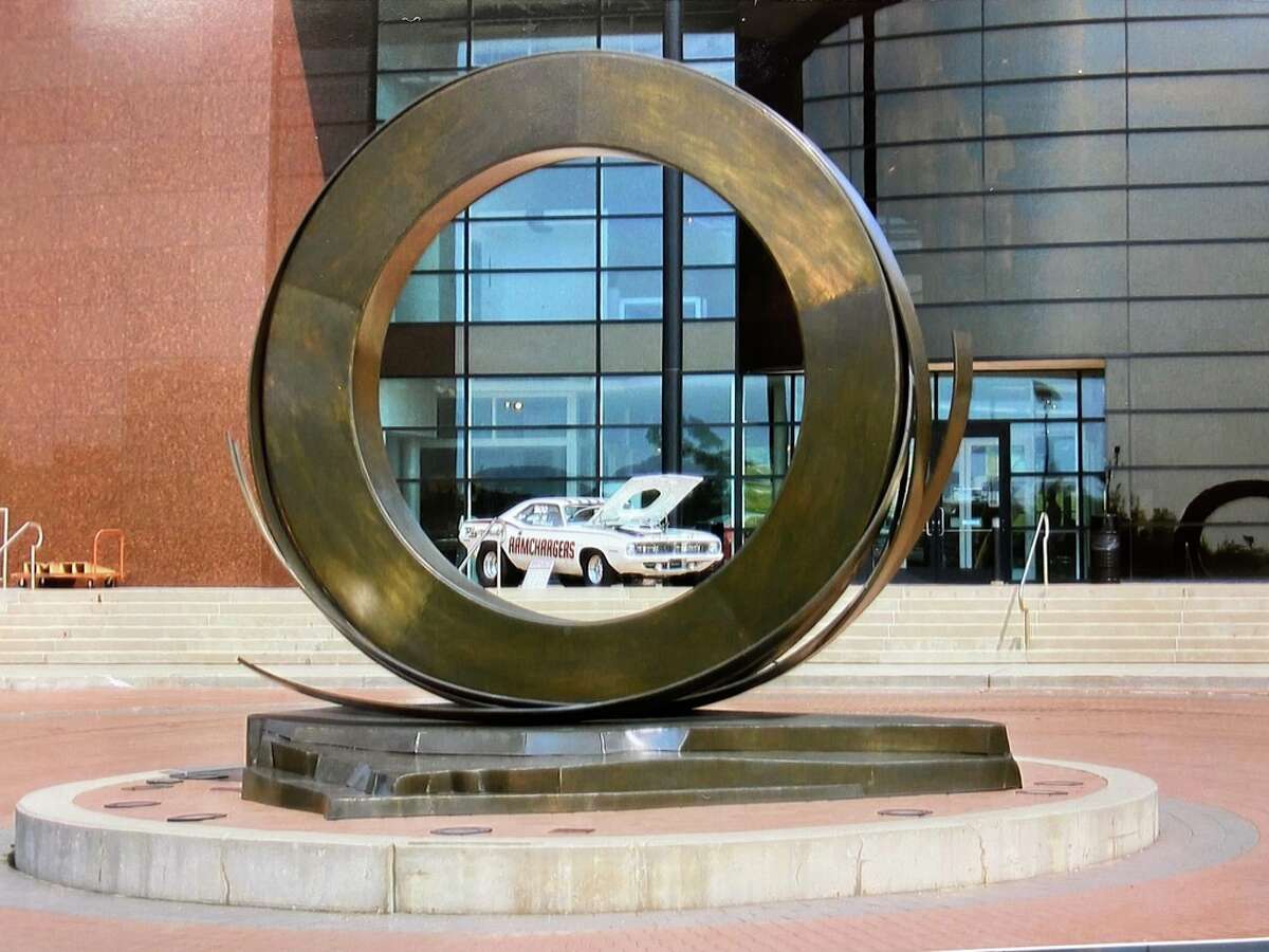 Judge Clabuesch to hang up robe at year's end