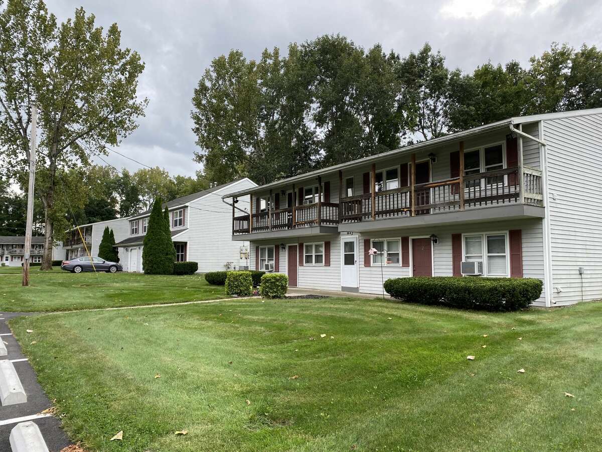 Sunrise buys apartment complexes in Wilton, Clifton Park