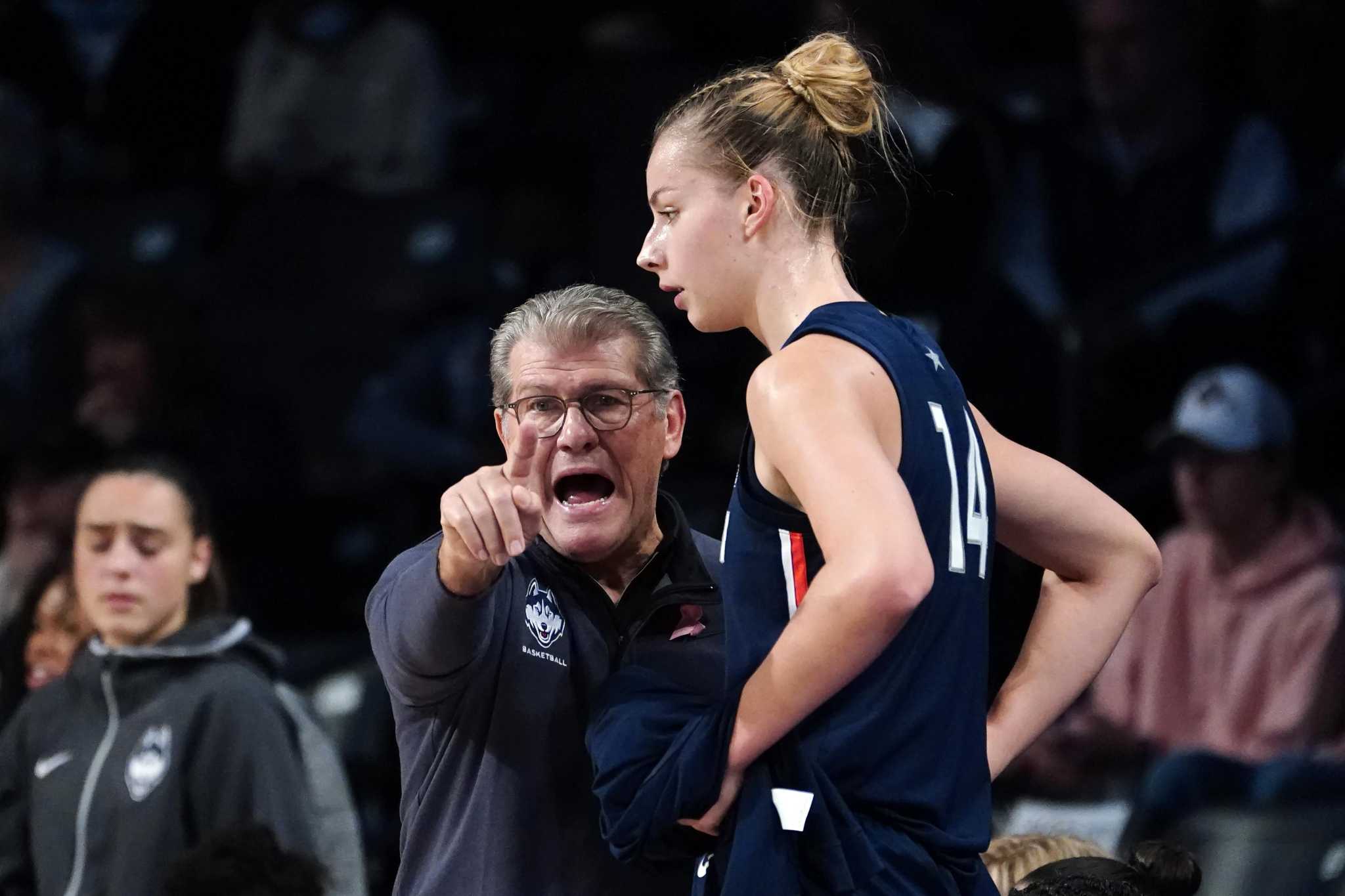 Why UConn stumbled in fourth quarter against Georgia Tech and South Carolina - Vimarsana News