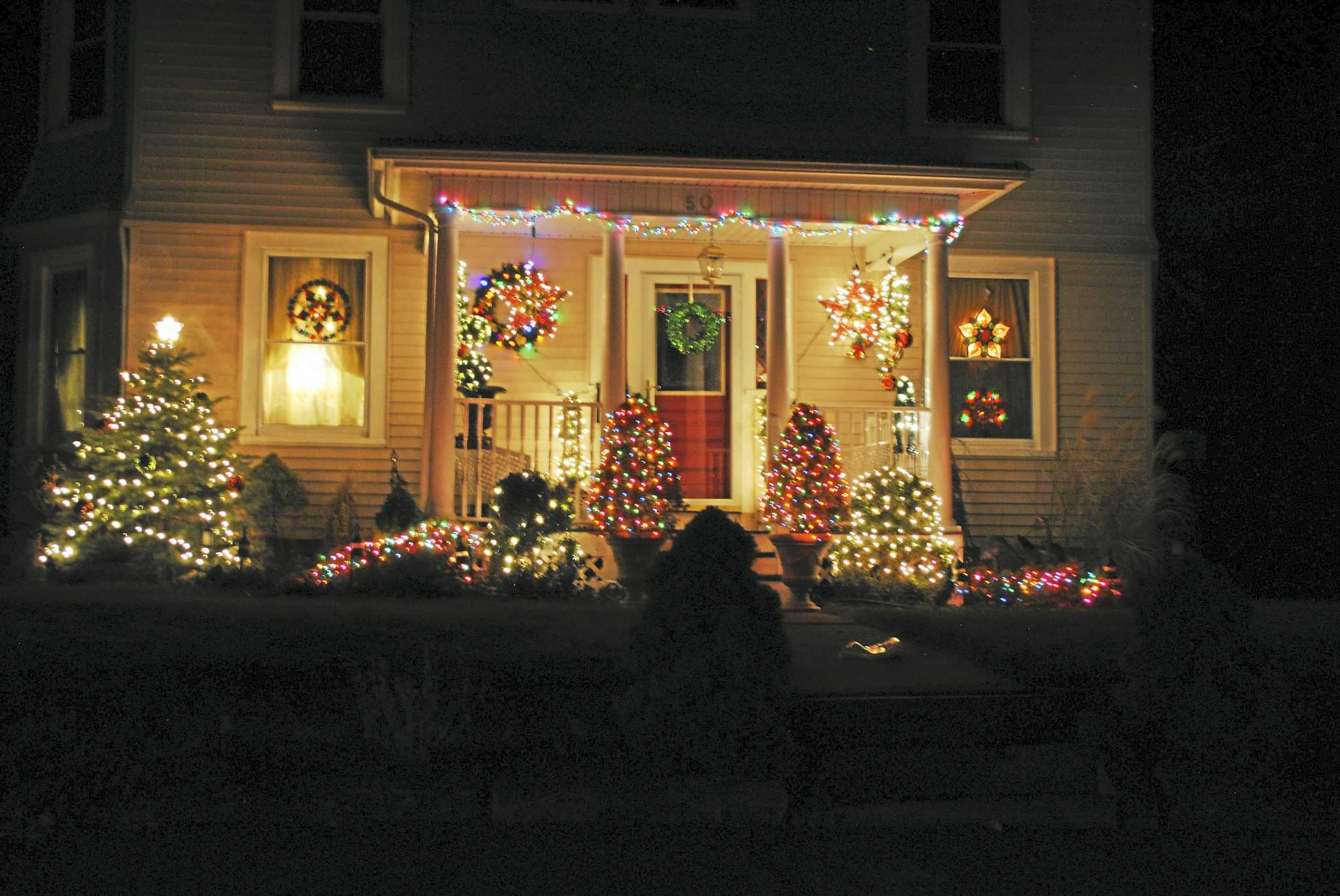 Torrington Christmas Tree 2022 Torrington Holding Outdoor Decorating Contest