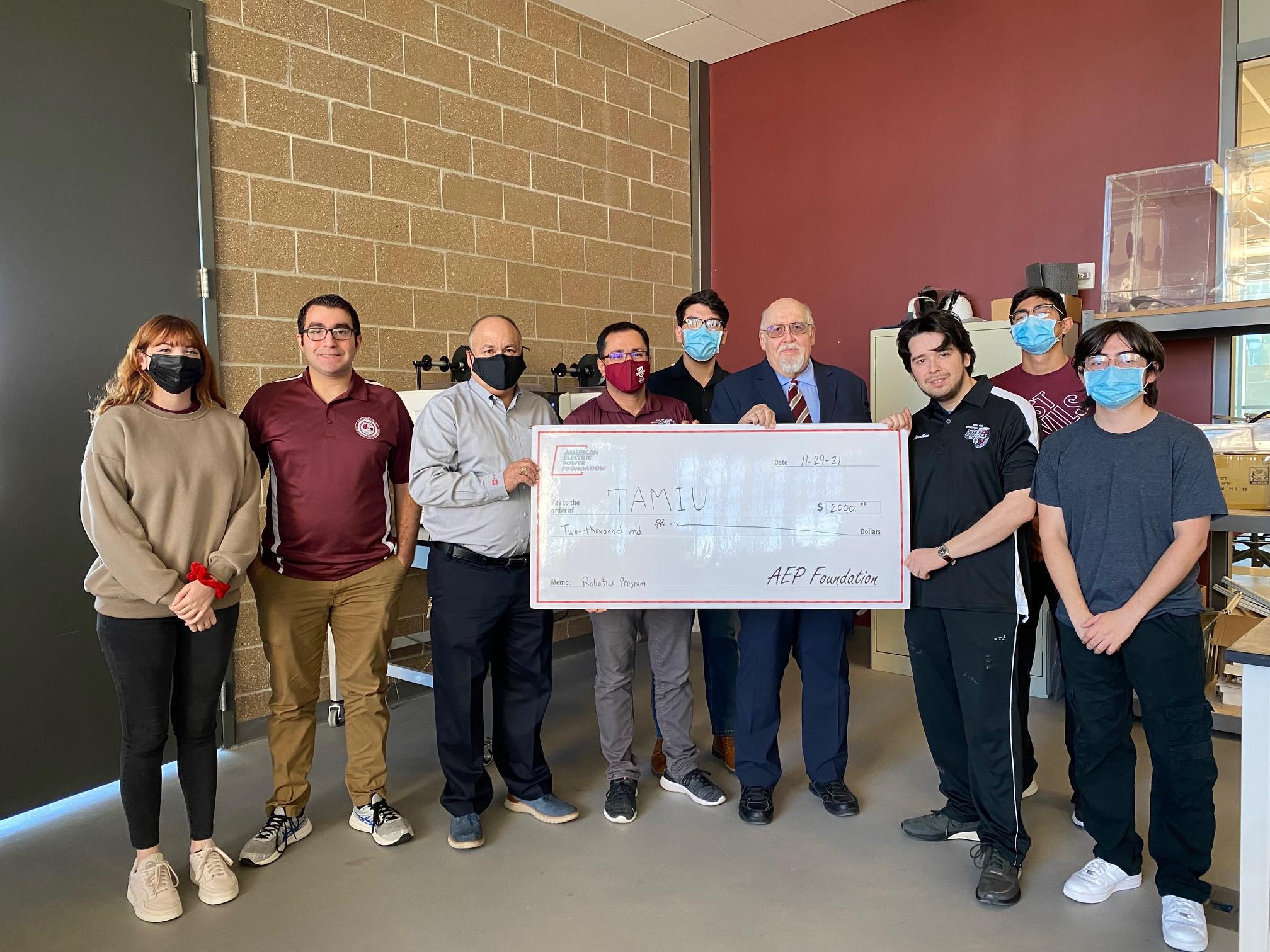 AEP Foundation supports TAMIU Robotics program - Image