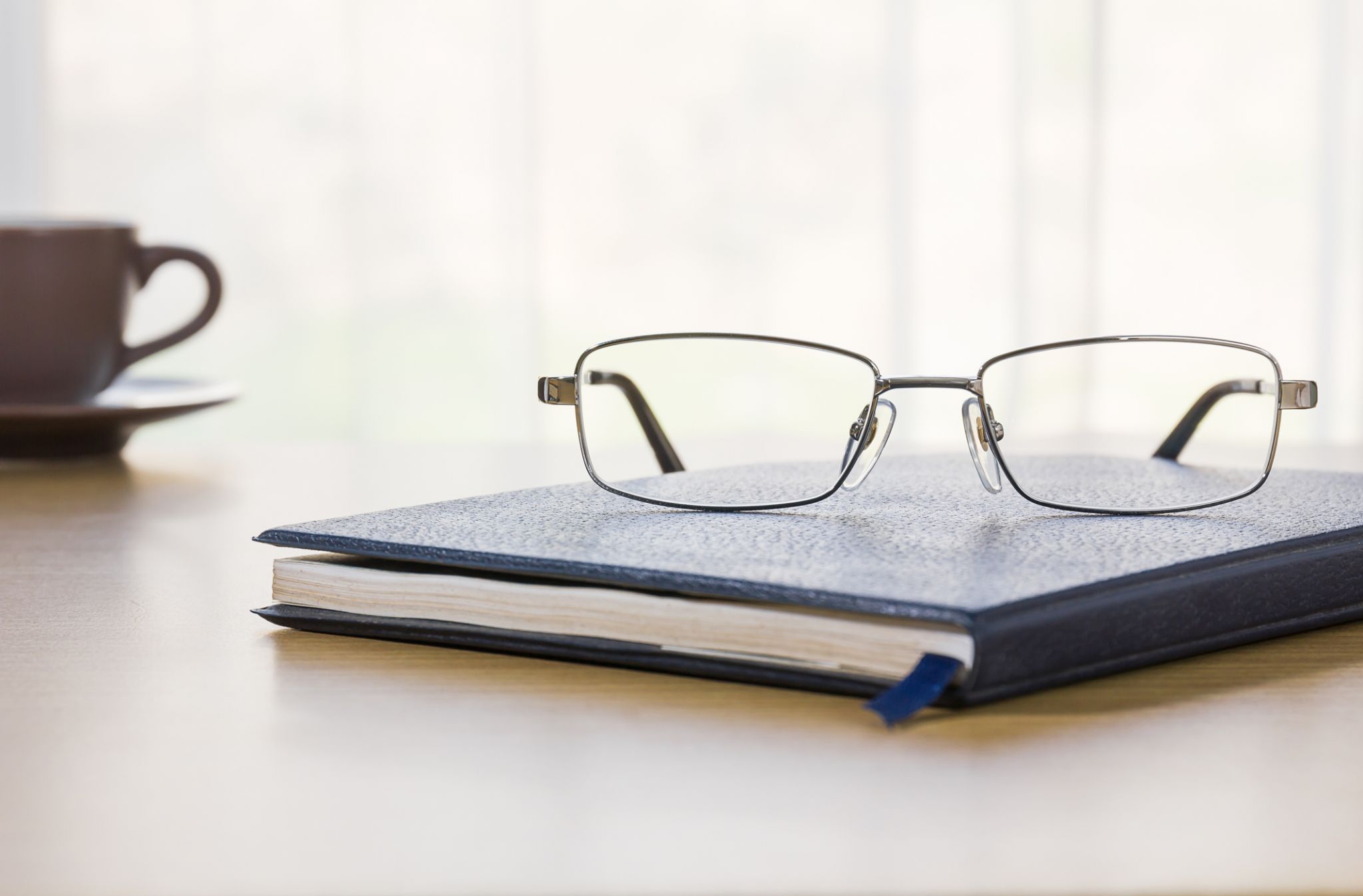 Nuevas gotas para los ojos podrían reemplazar las gafas de lectura para millones