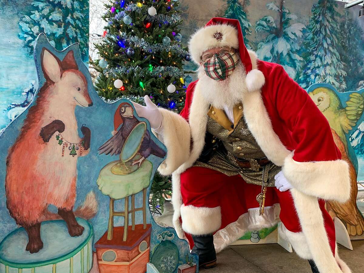 Take photos with Santa at Pike Place Market.