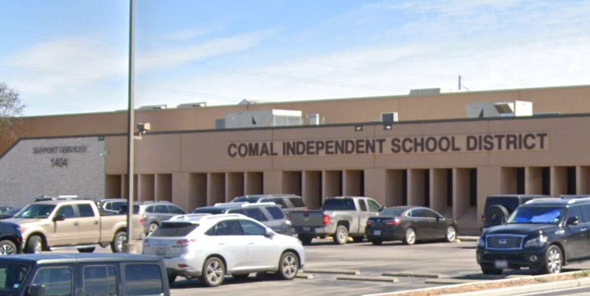 A 17-year-old student was arrested at Davenport High School this week for allegedly making violent threats, according to a spokesman from Comal ISD.