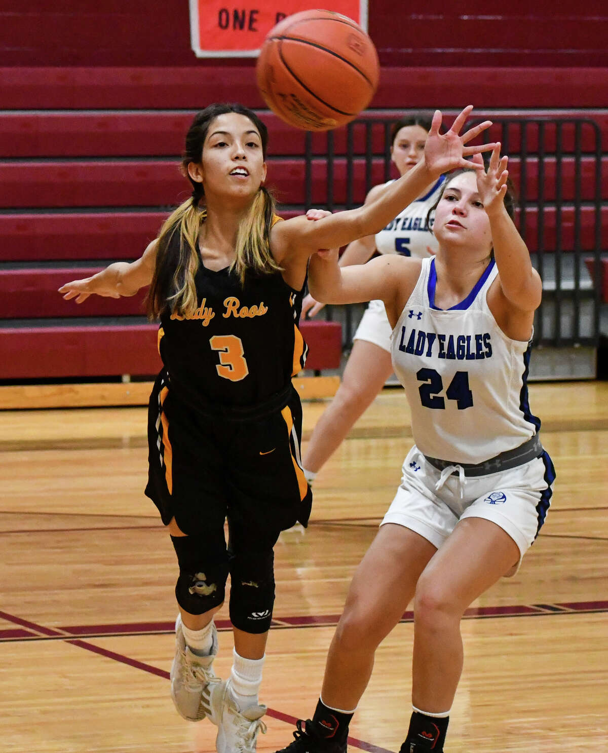 Natacia Saldana has taken on a new role for the Lady Roos, but has become a mentor for Webb. 