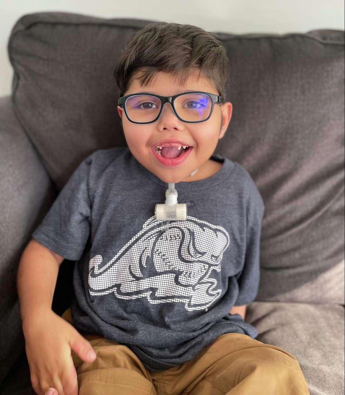 On Nov. 27, Anderson Moreno, a 6-year-old-boy from Big Rapids who has been fighting dilated cardiomyopathy, received a new donor kidney thanks to the doctors and nurses at Helen DeVos Children’s Hospital in Grand Rapids.