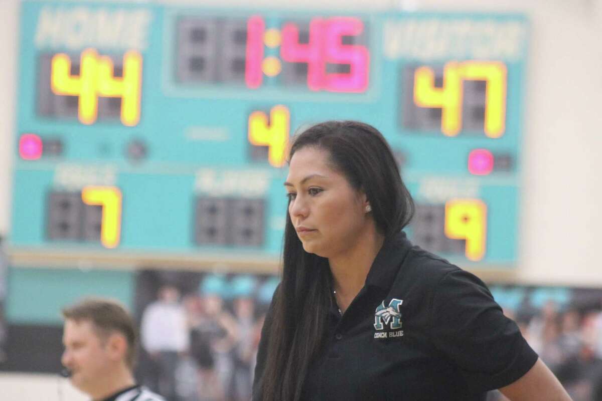 Jennifer Azul, Pasadena Memorial's new head coach, will be pondering what lineup will work best against the 22-6A competition that starts Saturday at 1 p.m.