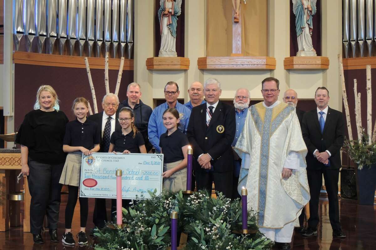 The Edwardsville Knights of Columbus Council 1143 presented a financial gift of $2,500 to the St. Boniface Grade School for the support of the school’s educational and curriculum needs Wednesday morning. 