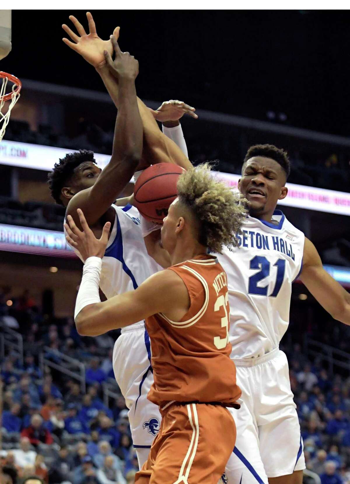 Seton Hall’s frontcourt of Tyrese Samuel, left, and Ike Obiagu proved to be too much for Tre Mitchell and Texas on Thursday in Newark, N.J.