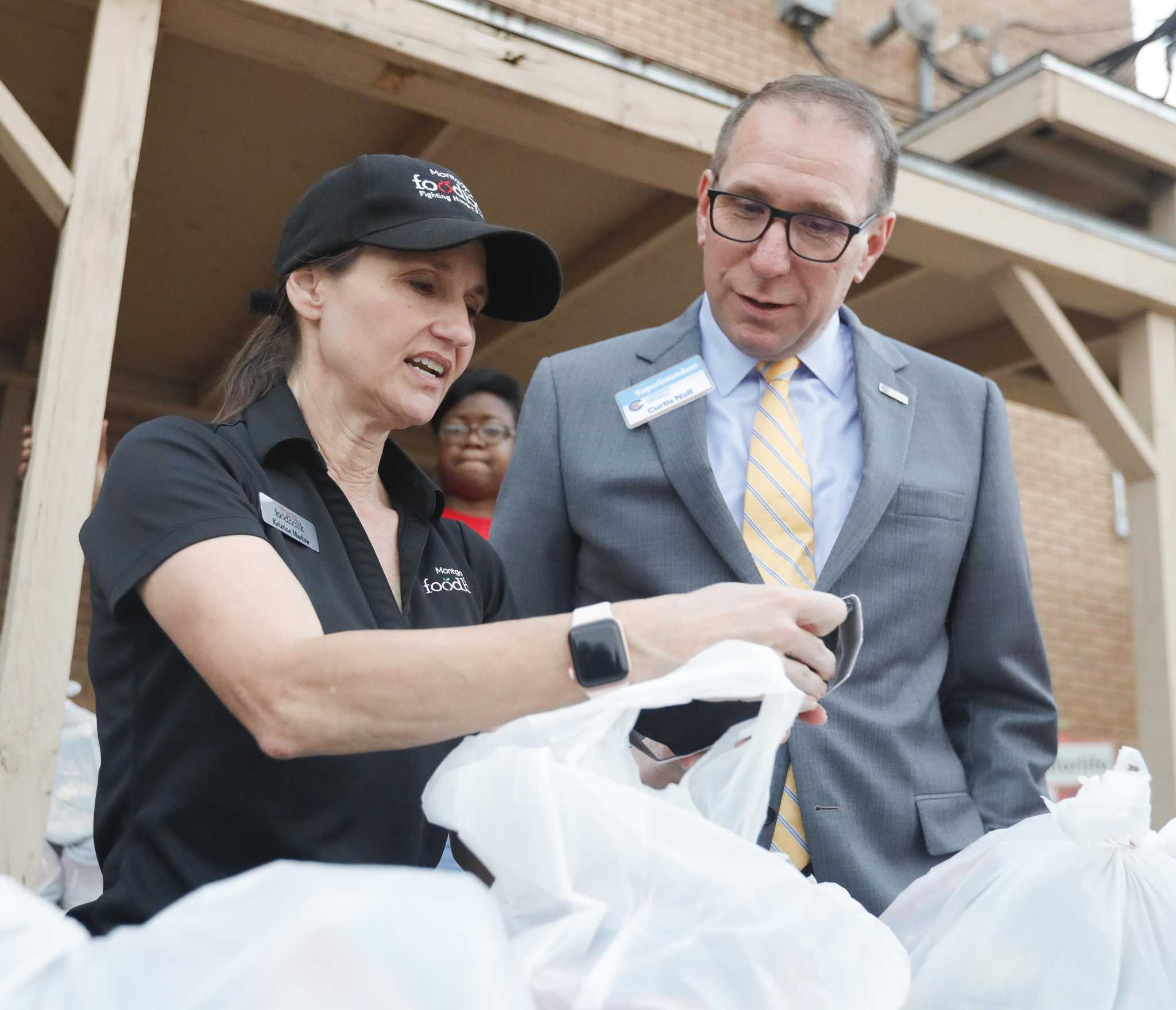 Montgomery County Food Bank Gives Away 5K Donated Meals From H-E-B