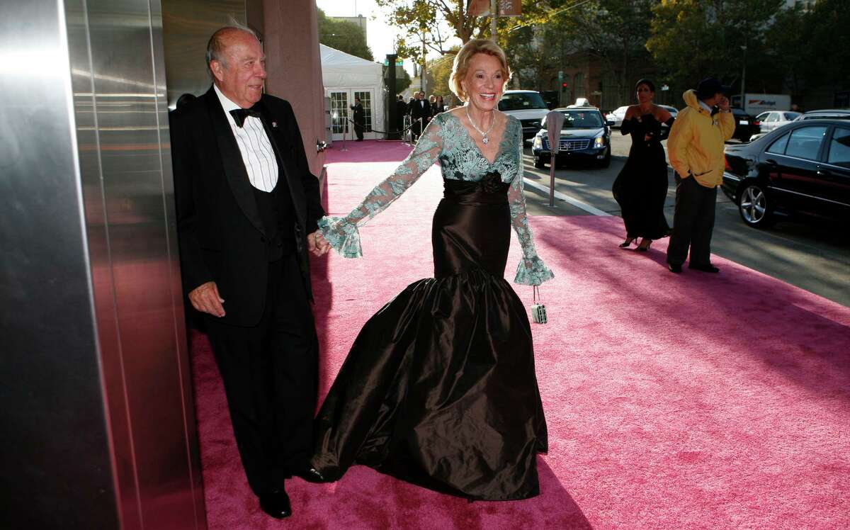 George and Charlotte Shultz arrive at the Louise M. Davies Symphony Hall on Sept. 19, 2007. She was a patron of the arts, the Opera, the Symphony, Ballet and libraries.