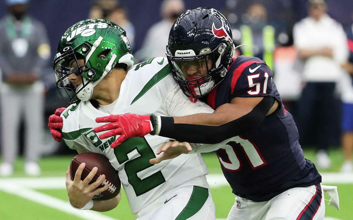 An under-the-rader signing during the offseason, linebacker Kamu Grugier-Hill has emerged as a bright spot during a bleak Texans season. Last week against the Colts, he broke the franchise’s single-game tackles record with 19.