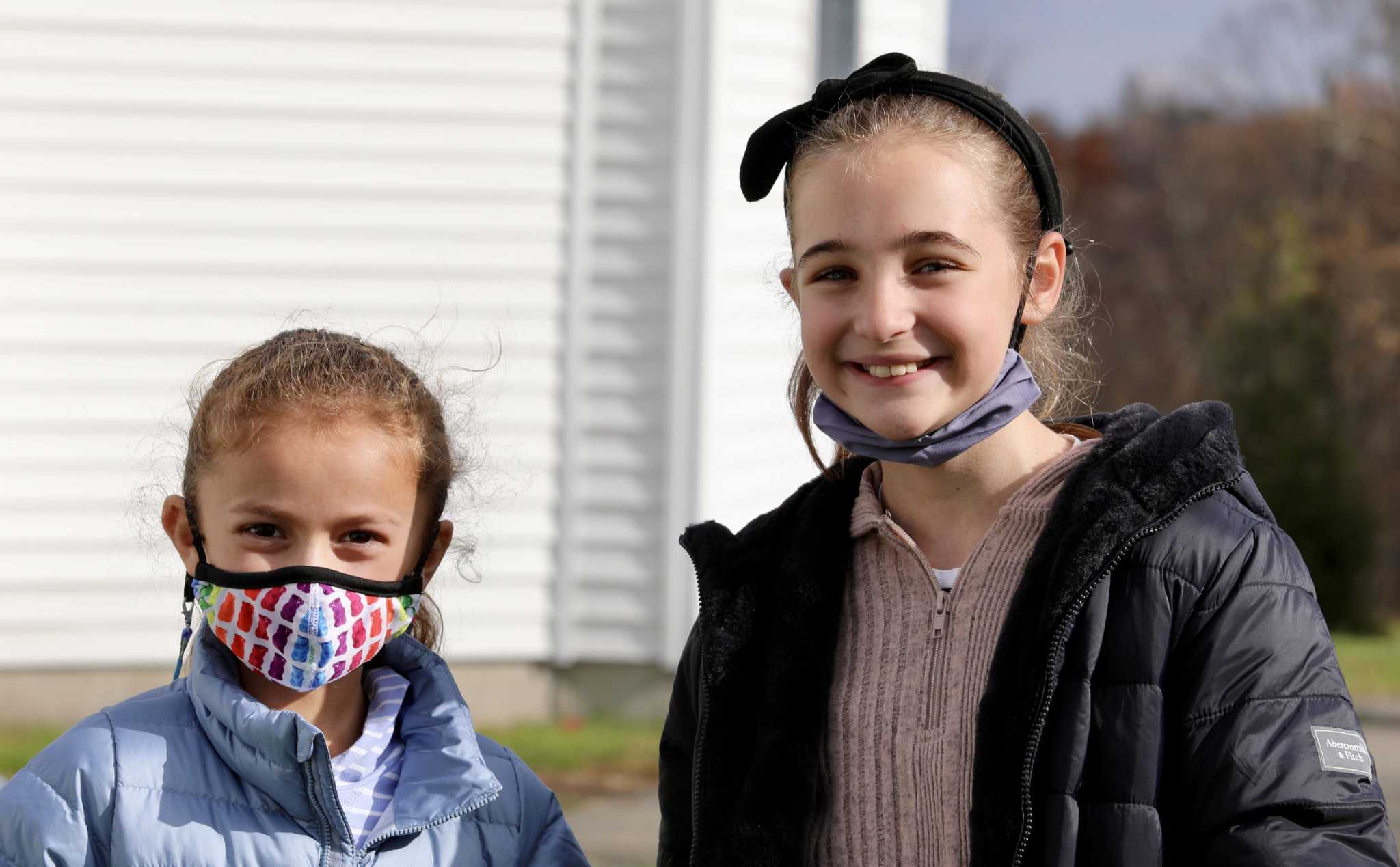 Buddies are back: Older and younger students at New Canaan Country School pair up in beloved tradition - Vimarsana News