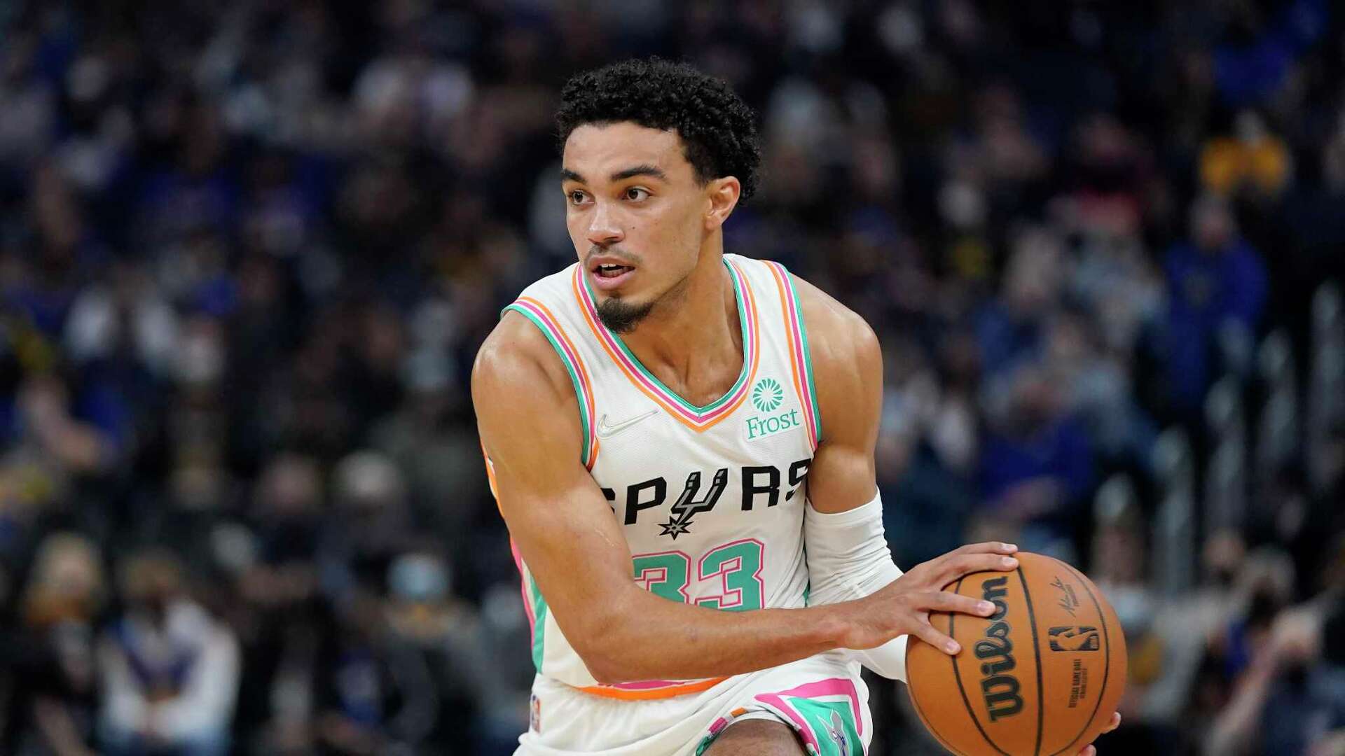 Brothers pushed Spurs' Tre Jones into becoming 'ultimate competitor'